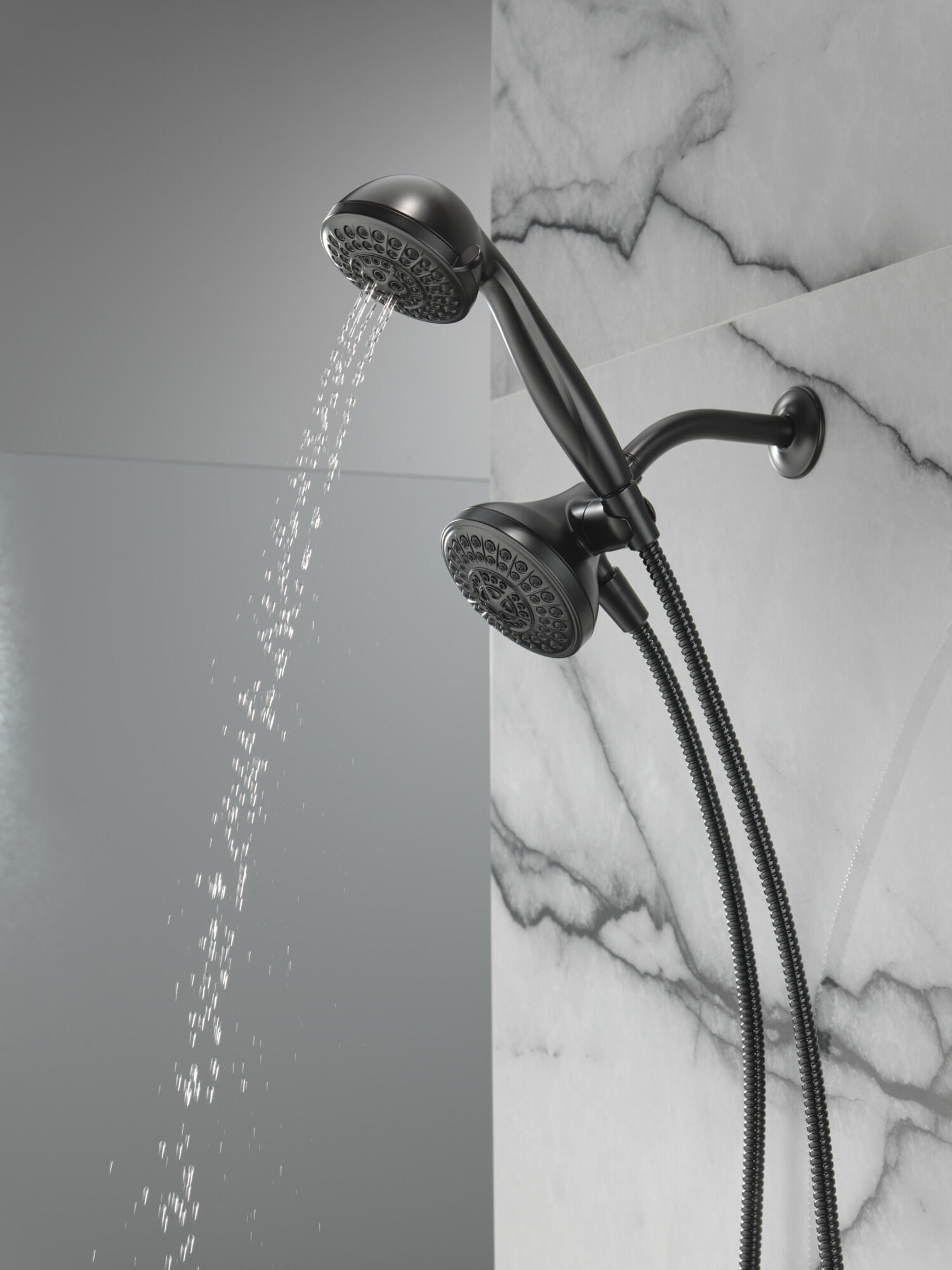 5 Function Combo Pack Shower in Matte Black 75590BL | Delta Faucet