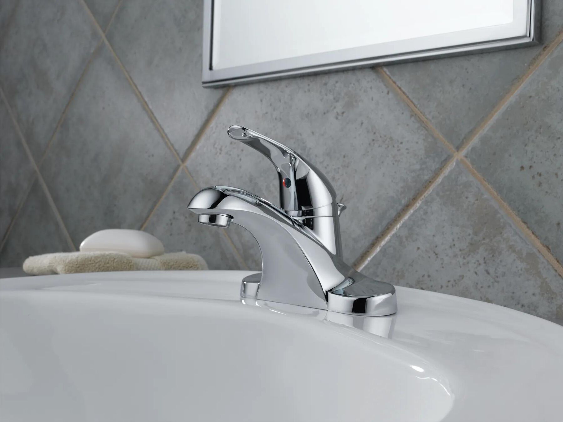Single Handle Centerset Bathroom Faucet