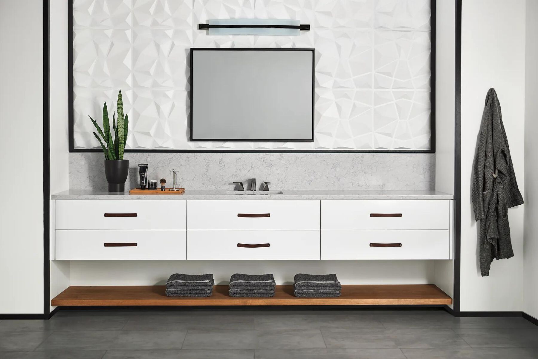 Two Handle Widespread Bathroom Faucet