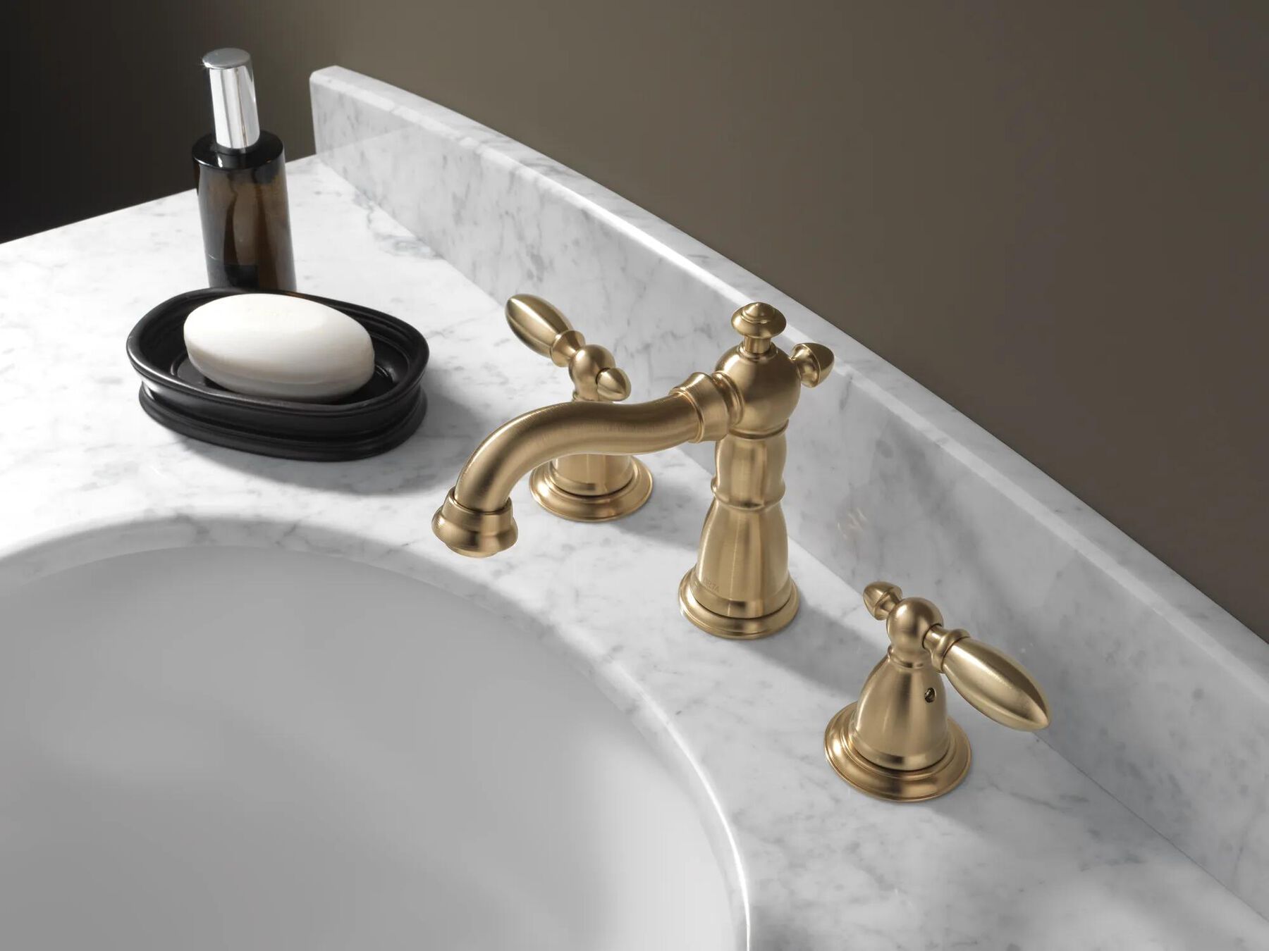 Two Handle Widespread Bathroom Faucet