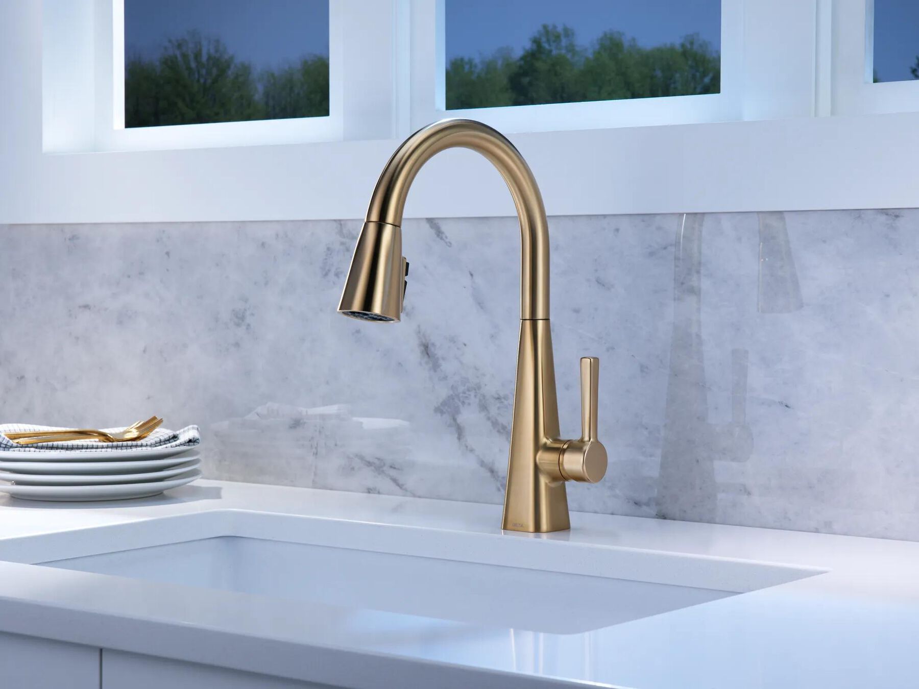 Single-Handle Pull-Down Kitchen Faucet