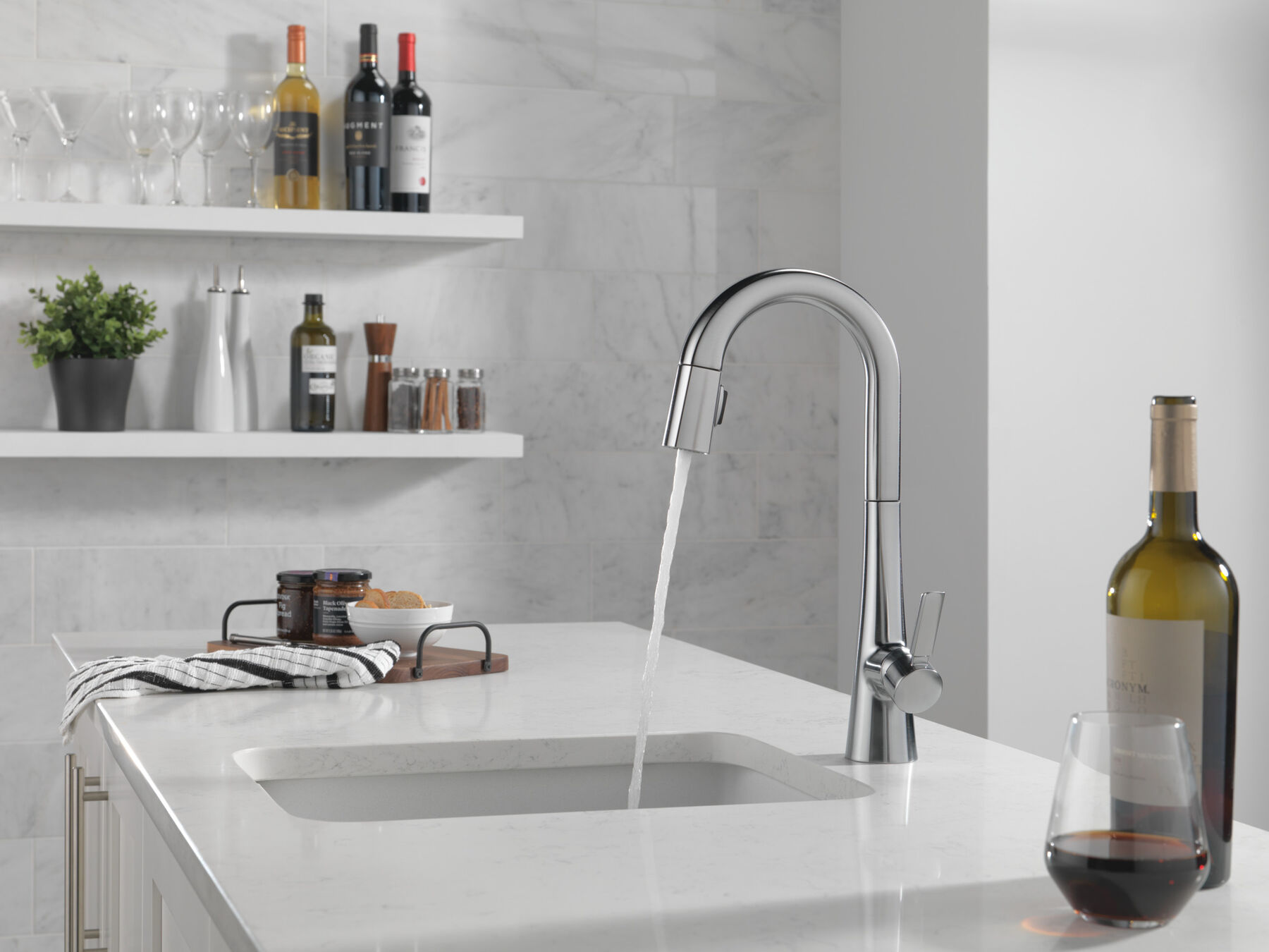 Single Handle Pull-Down Bar/Prep Faucet (Recertified)
