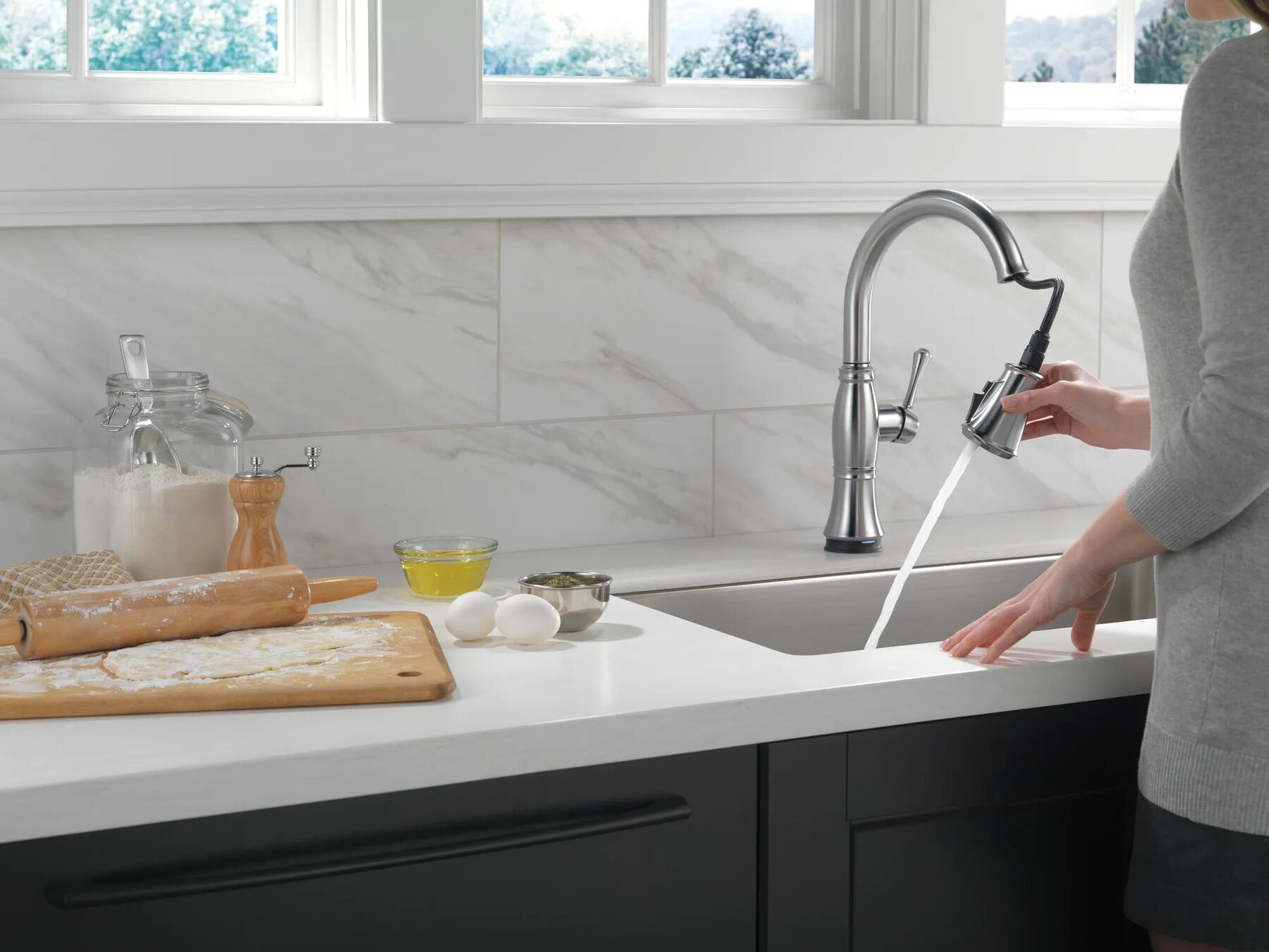 Single Handle Pull-Down Kitchen Faucet with Touch<sub>2</sub>O&reg; and ShieldSpray&reg; Technologies