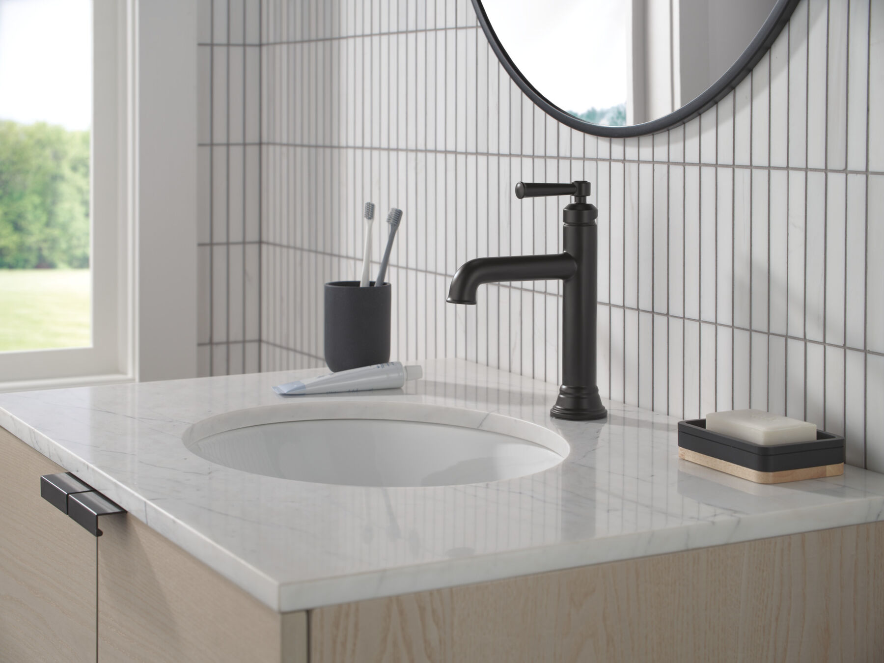 Single Handle Bathroom Faucet