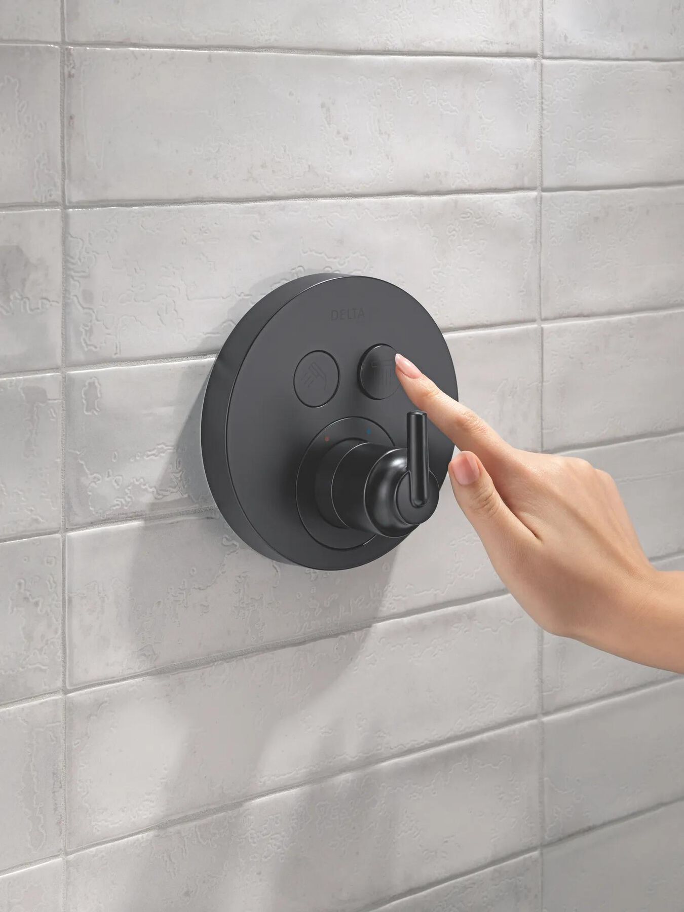 Round Contemporary Push-Button Shower
