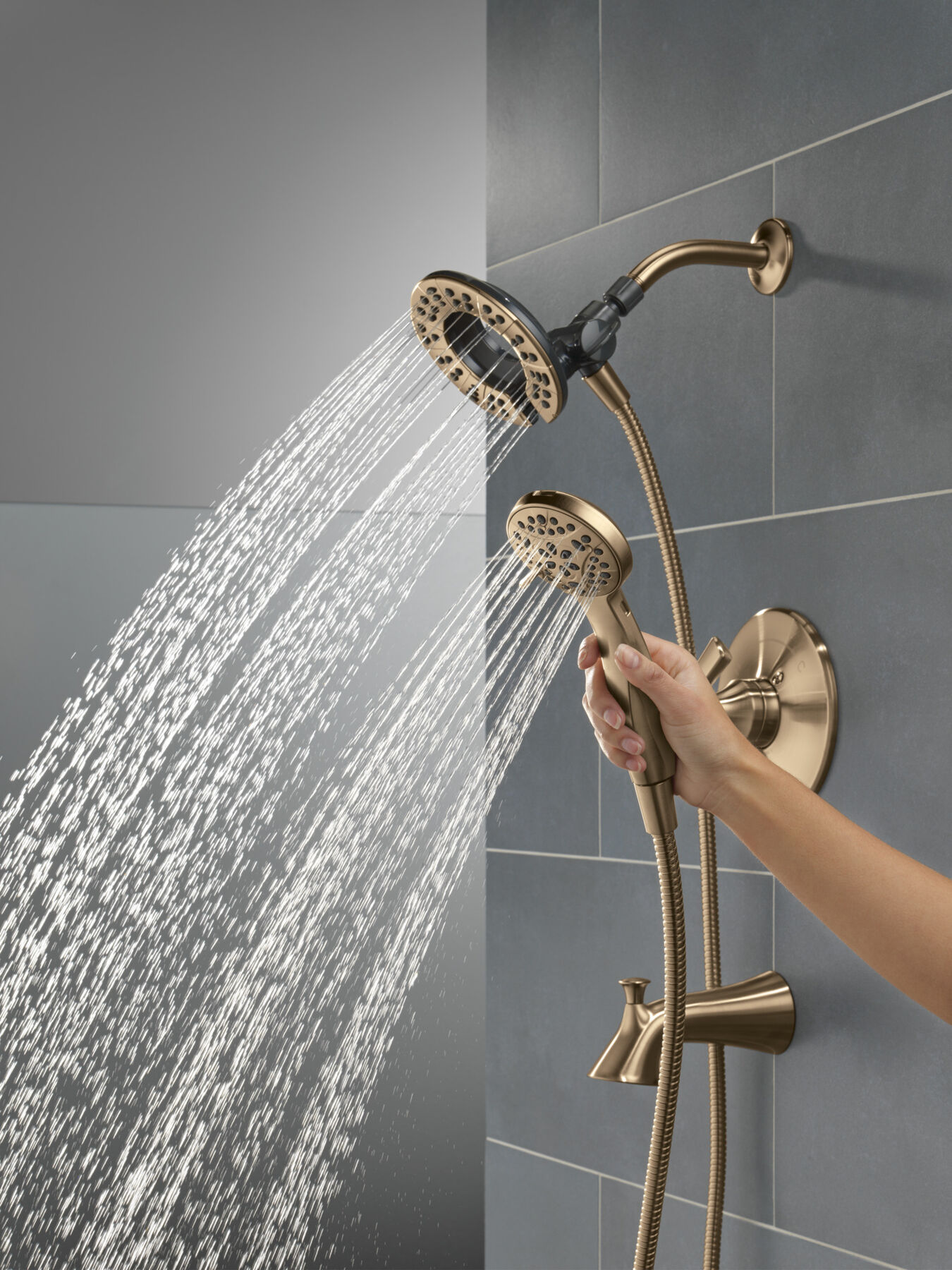 Monitor&reg;&nbsp;14 Series Tub & Shower With In2ition&reg;
