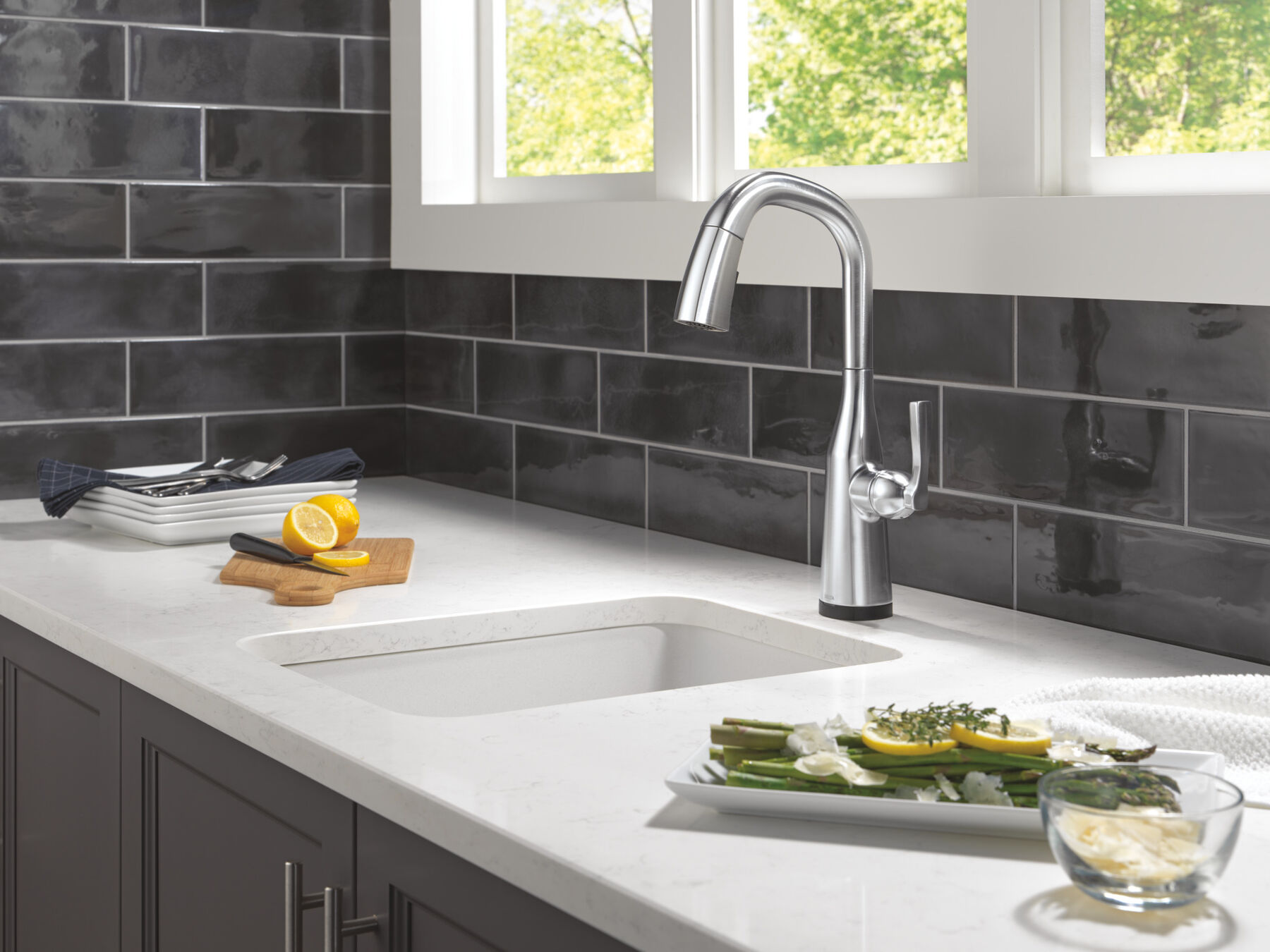 Touch2O&reg; Bar / Prep Faucet with Touchless Technology