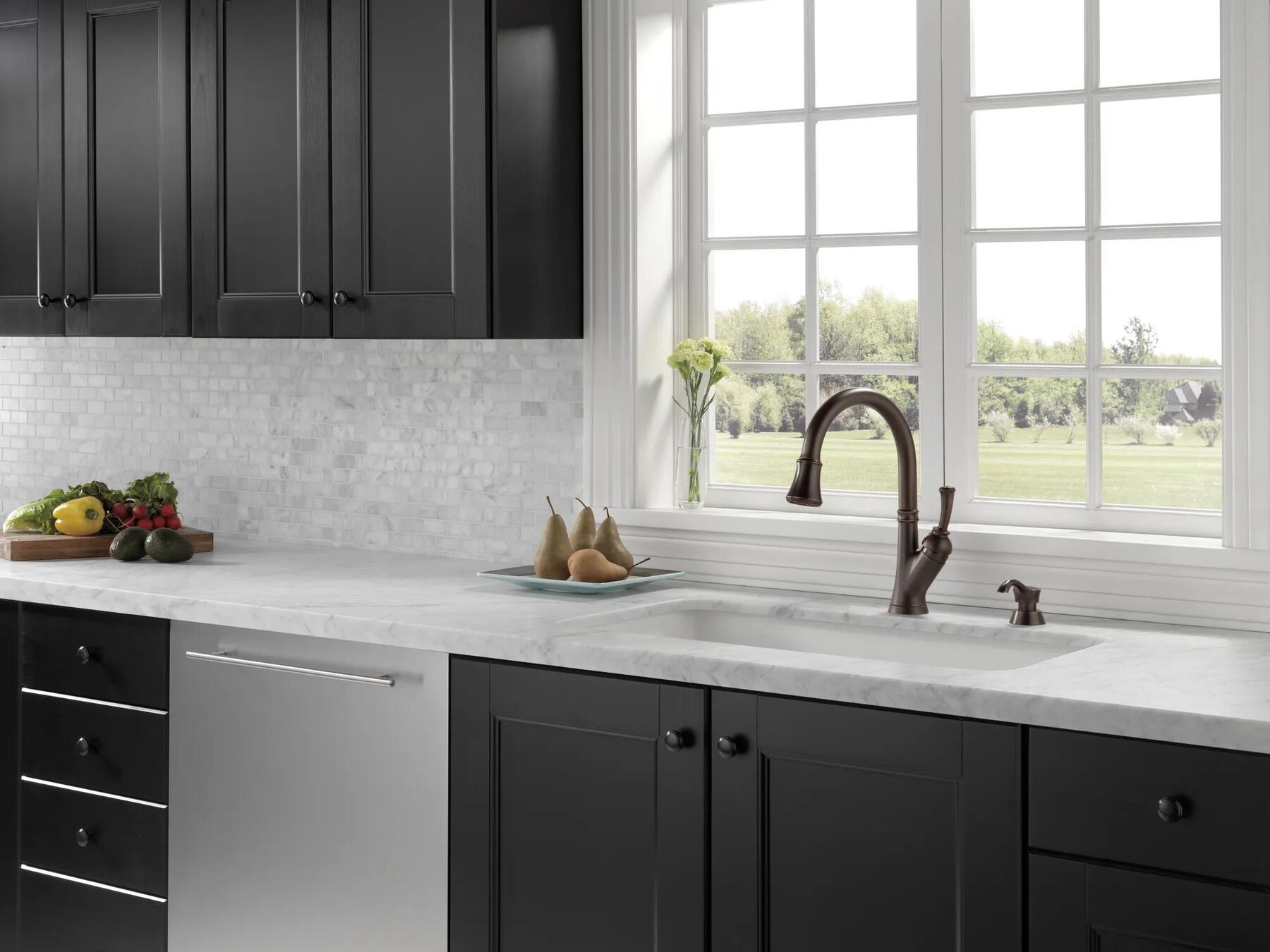 Single Handle Pull-Down Kitchen Faucet with Soap Dispenser