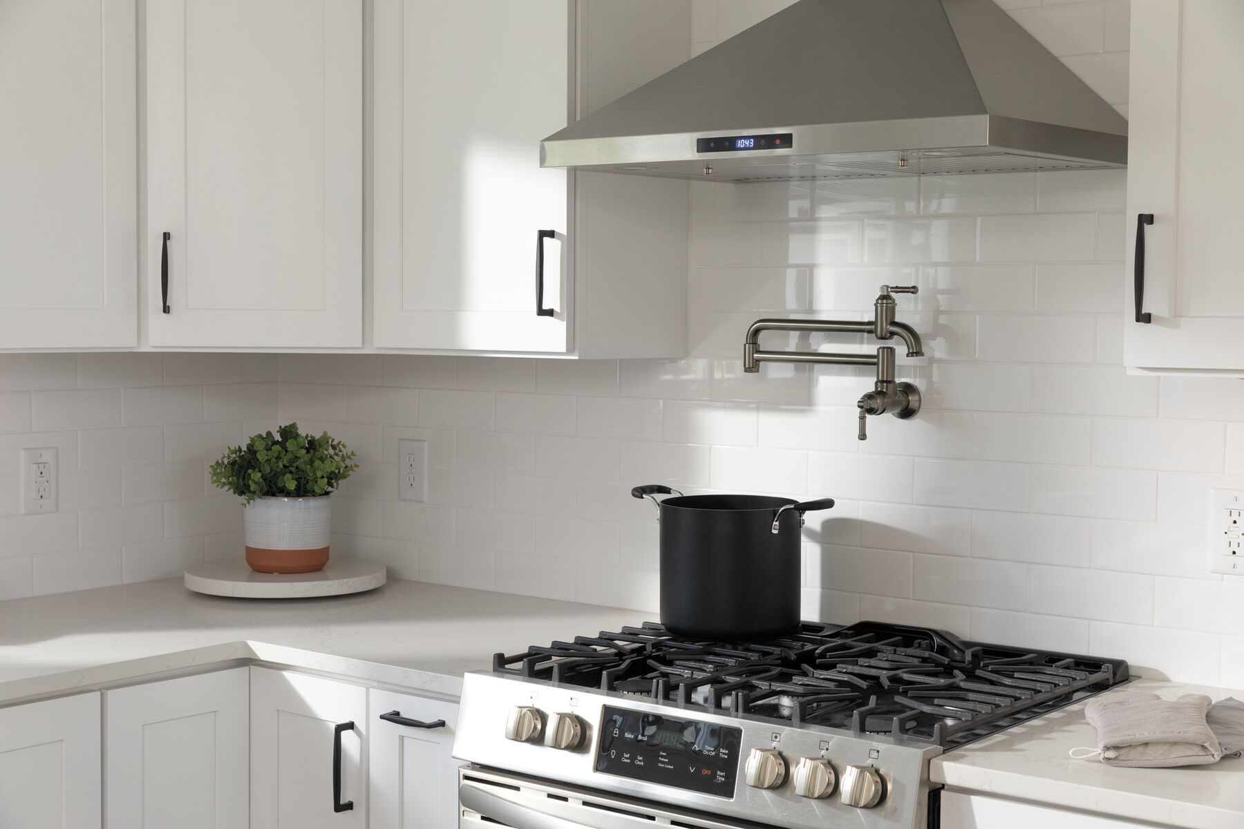 Wall Mount Pot Filler