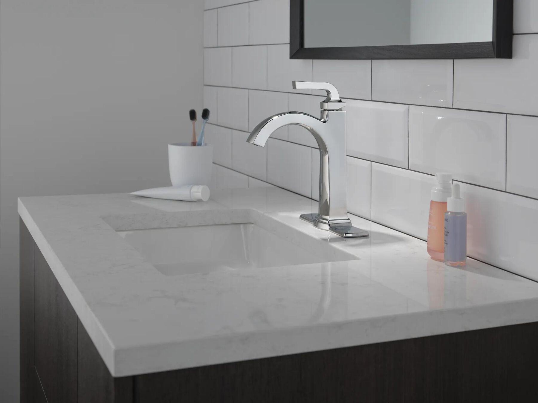 Single Handle Bathroom Faucet