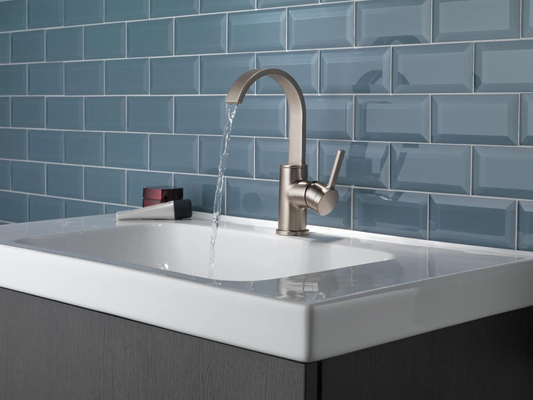 Single Handle Bathroom Faucet