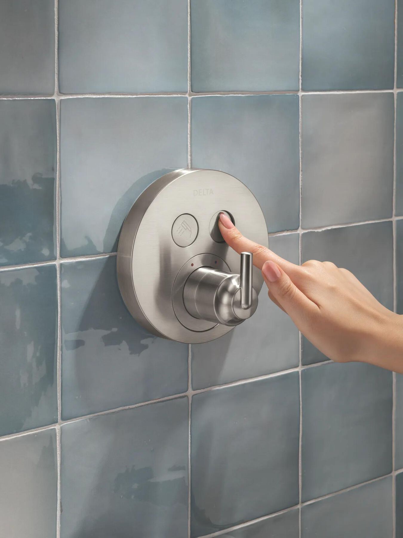 Round Contemporary Push-Button Shower