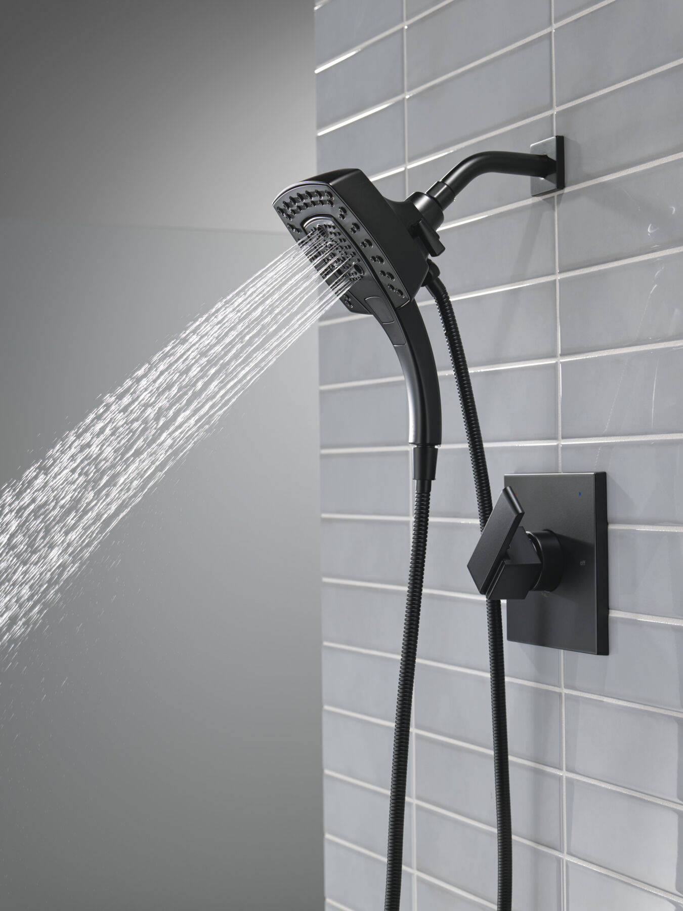 H<sub>2</sub>Okinetic&reg; In2ition&reg; 5-Setting Two-in-One Shower