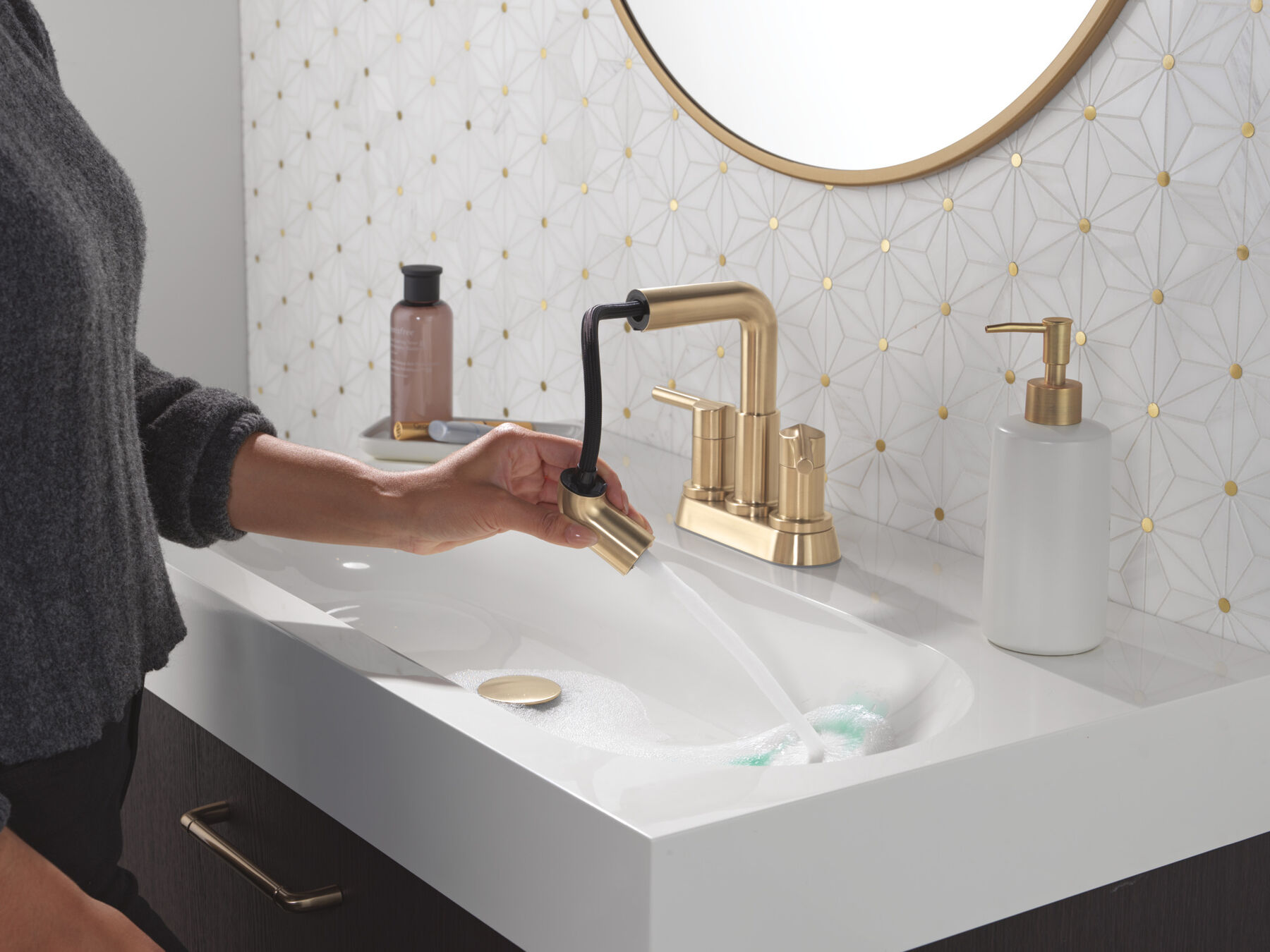 Two Handle Centerset Pull-Down Bathroom Faucet