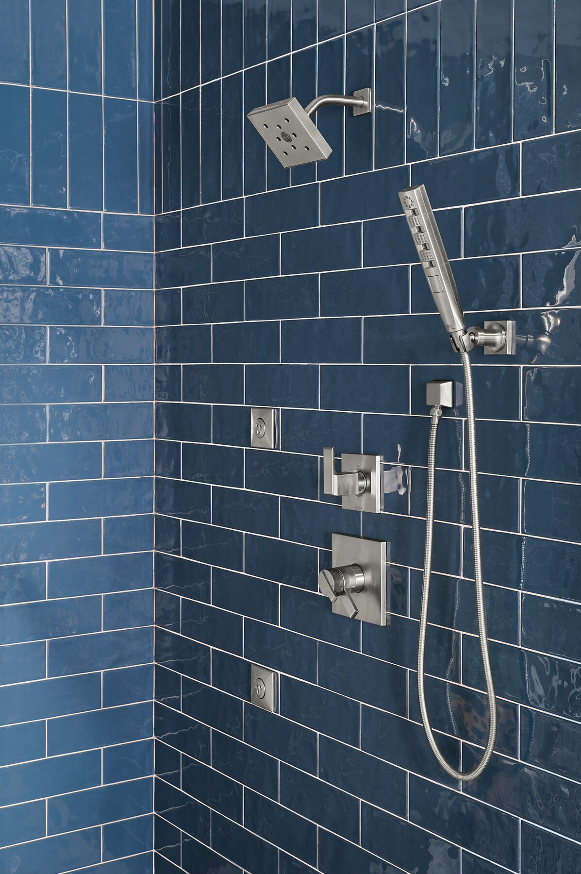 H<sub>2</sub>Okinetic&reg; 4-Setting Wall Mount Hand Shower