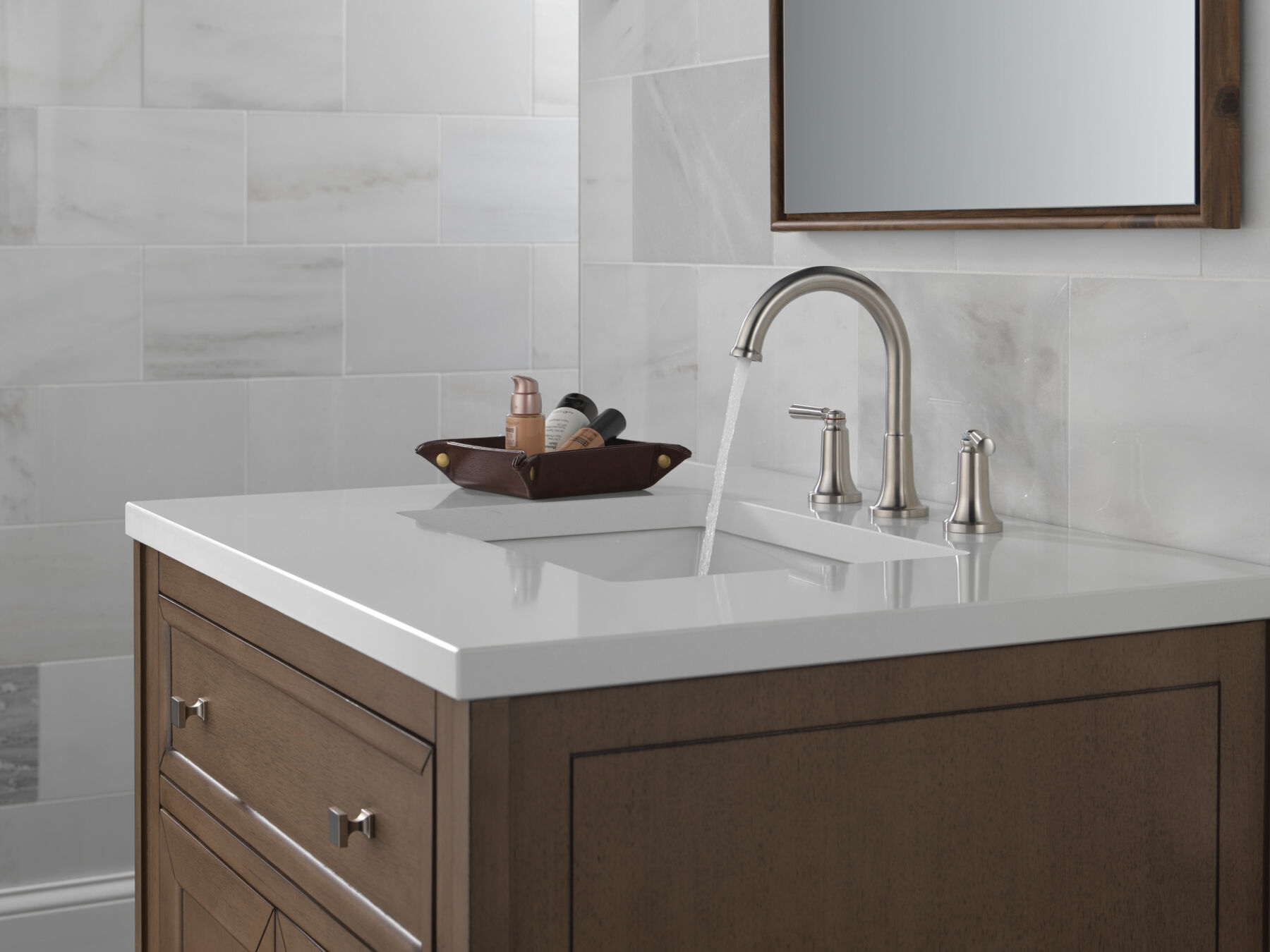 Two Handle Widespread Bathroom Faucet