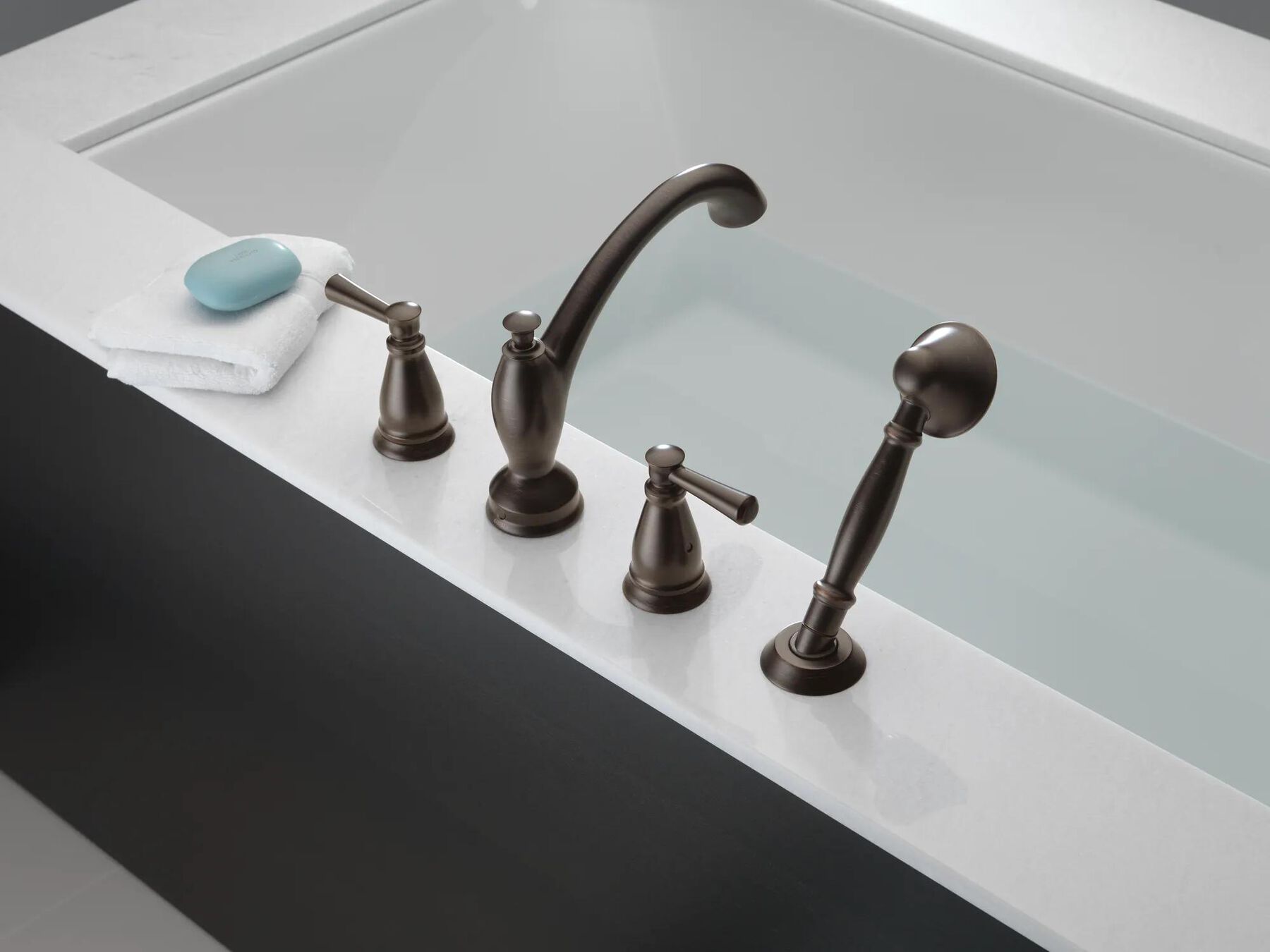 Traditional Roman Tub with Hand Shower Trim