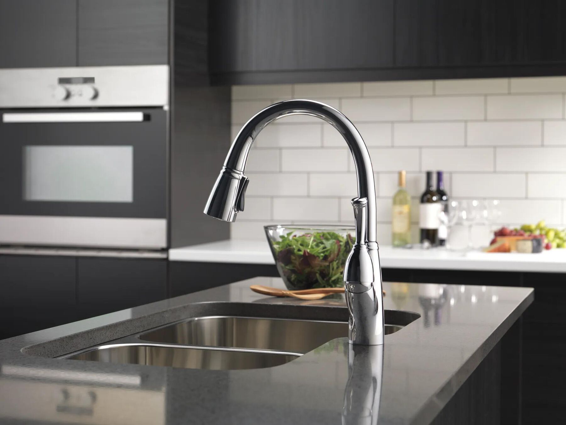 Single Handle Pull-Down Kitchen Faucet