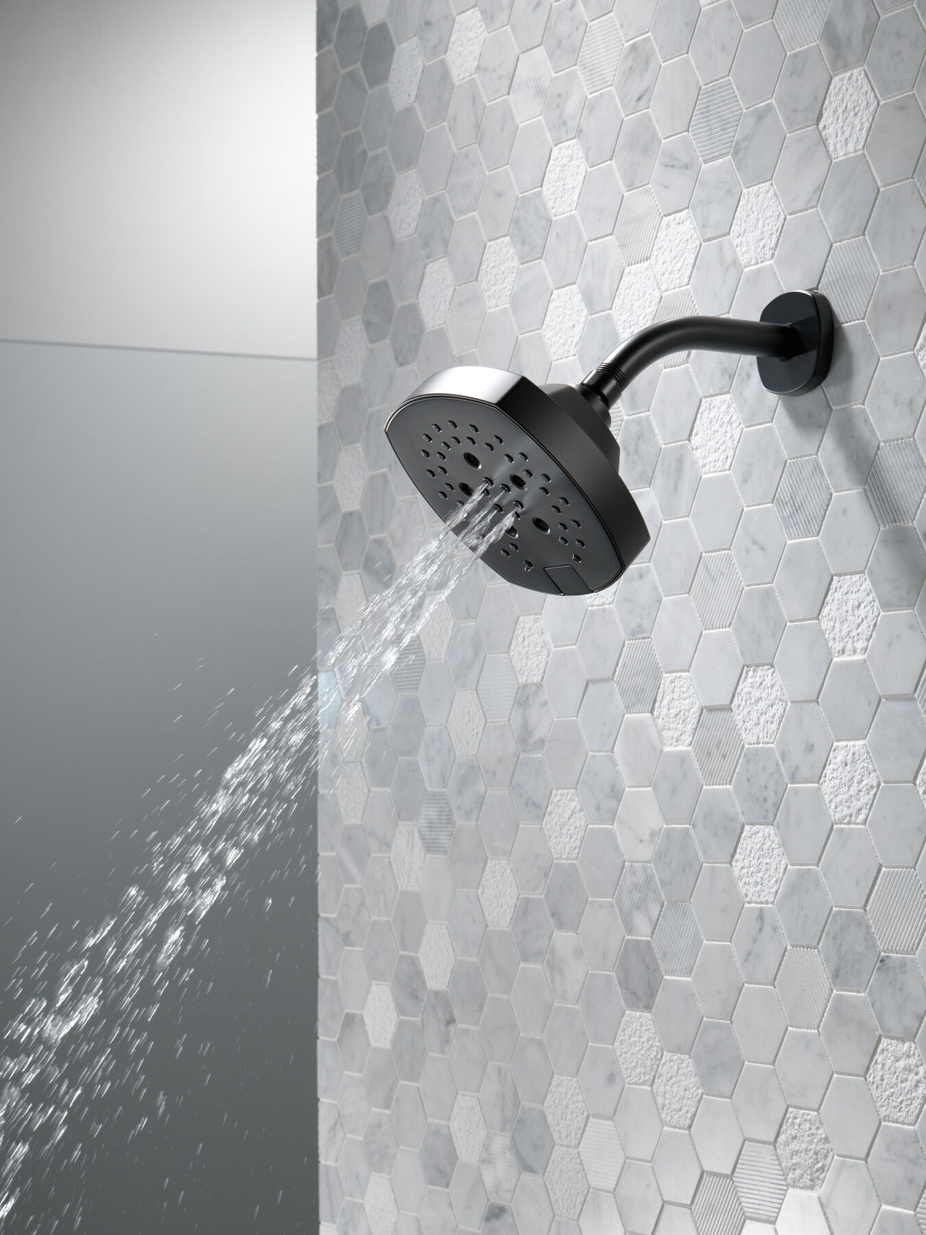 H<sub>2</sub>Okinetic&reg; 5-Setting  Shower Head