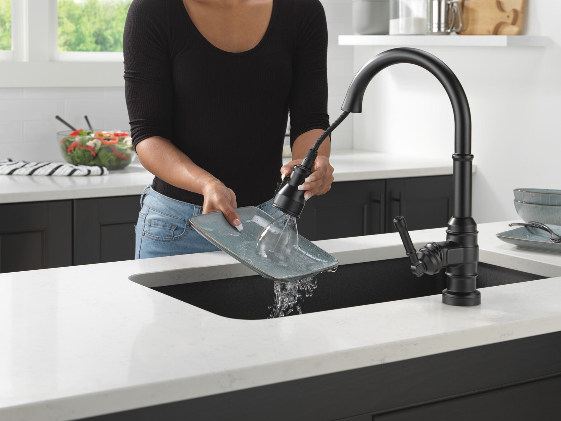 Single Handle Pull-Down Kitchen Faucet With Touch<sub>2</sub>O&reg;  Technology