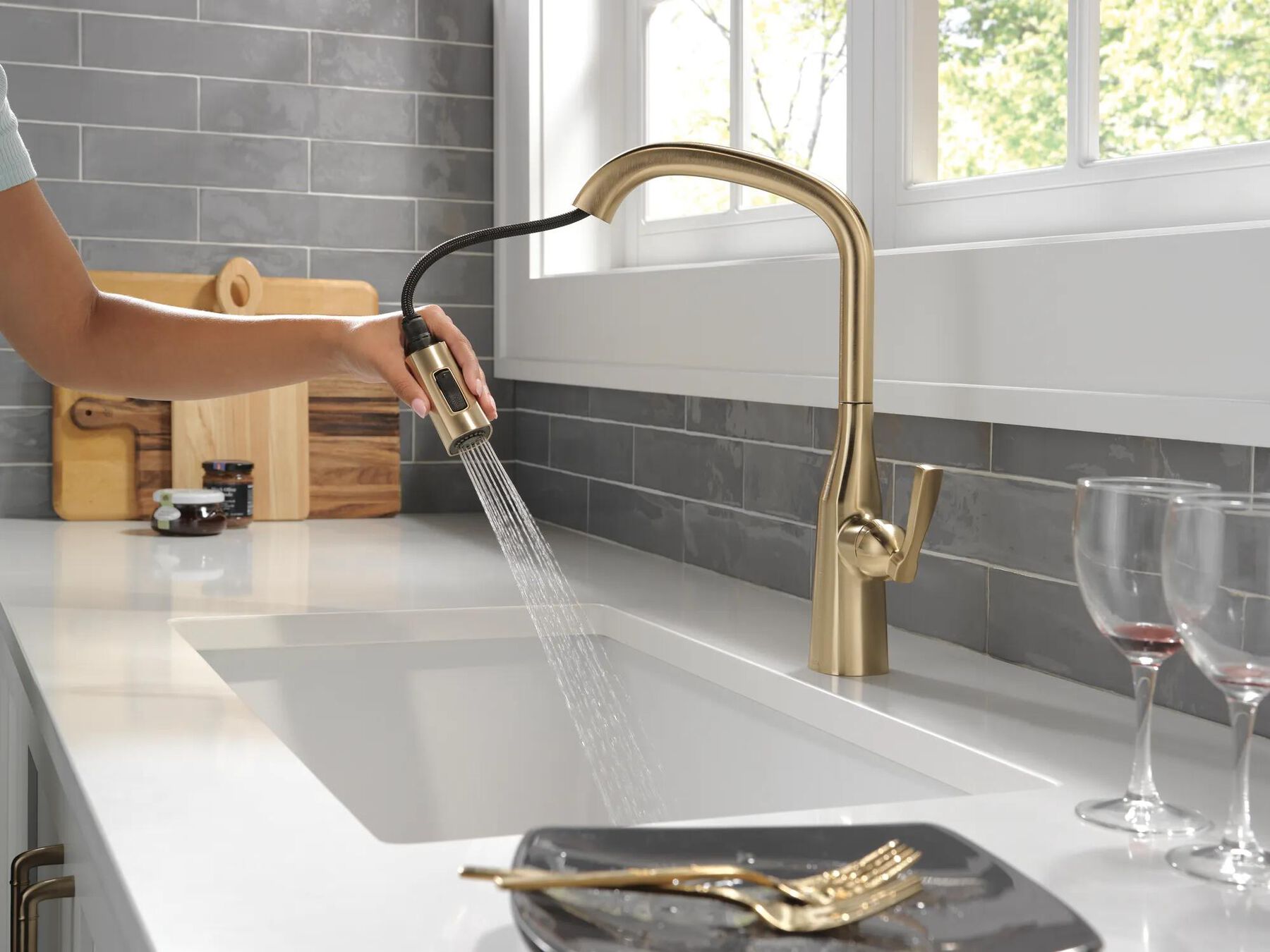 Pull-Down Kitchen (Recertified)
