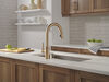 Single Handle Pull-Down Kitchen Faucet&nbsp;
