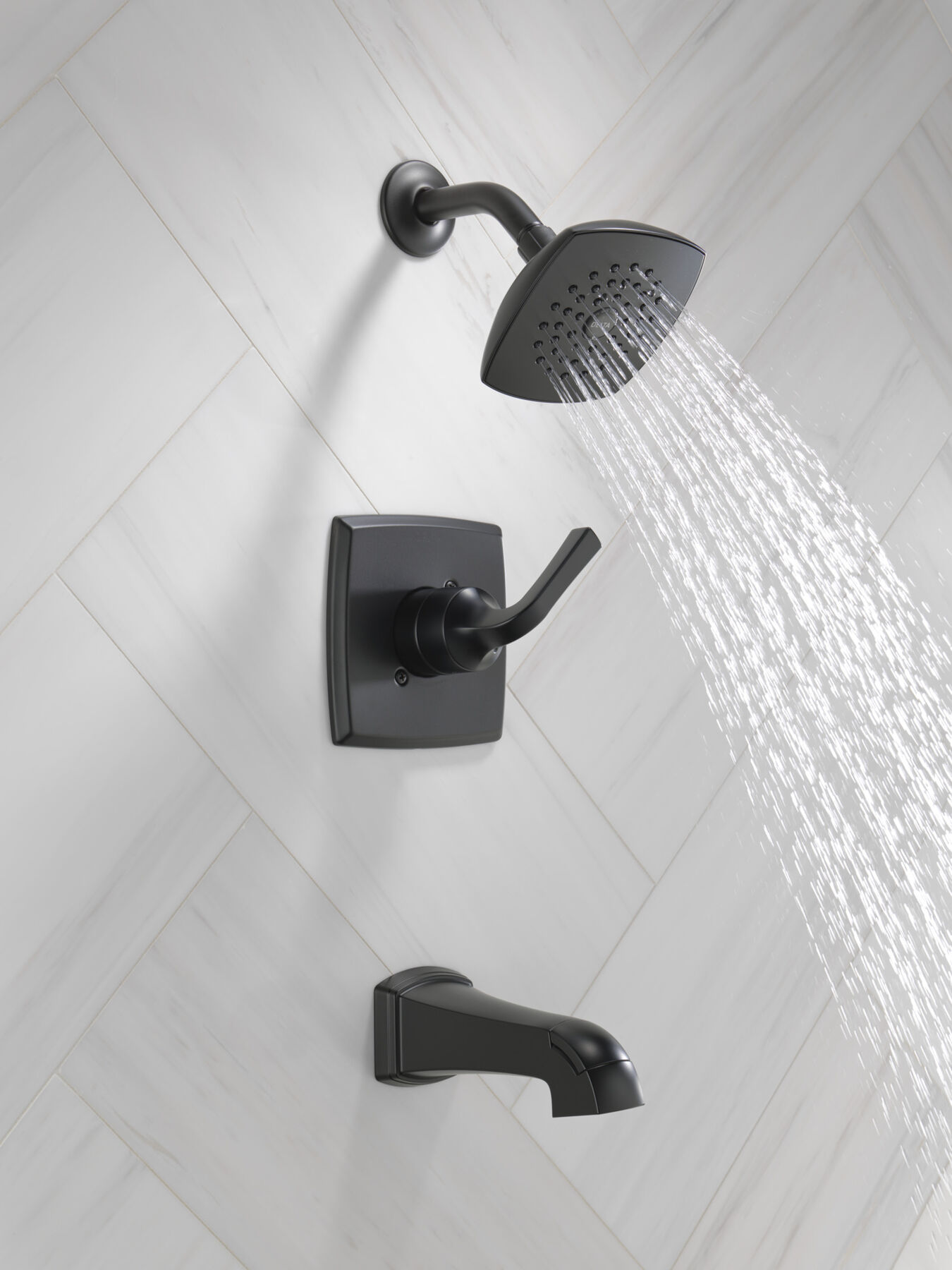 Tub/Shower - Matte Black (Recertified)