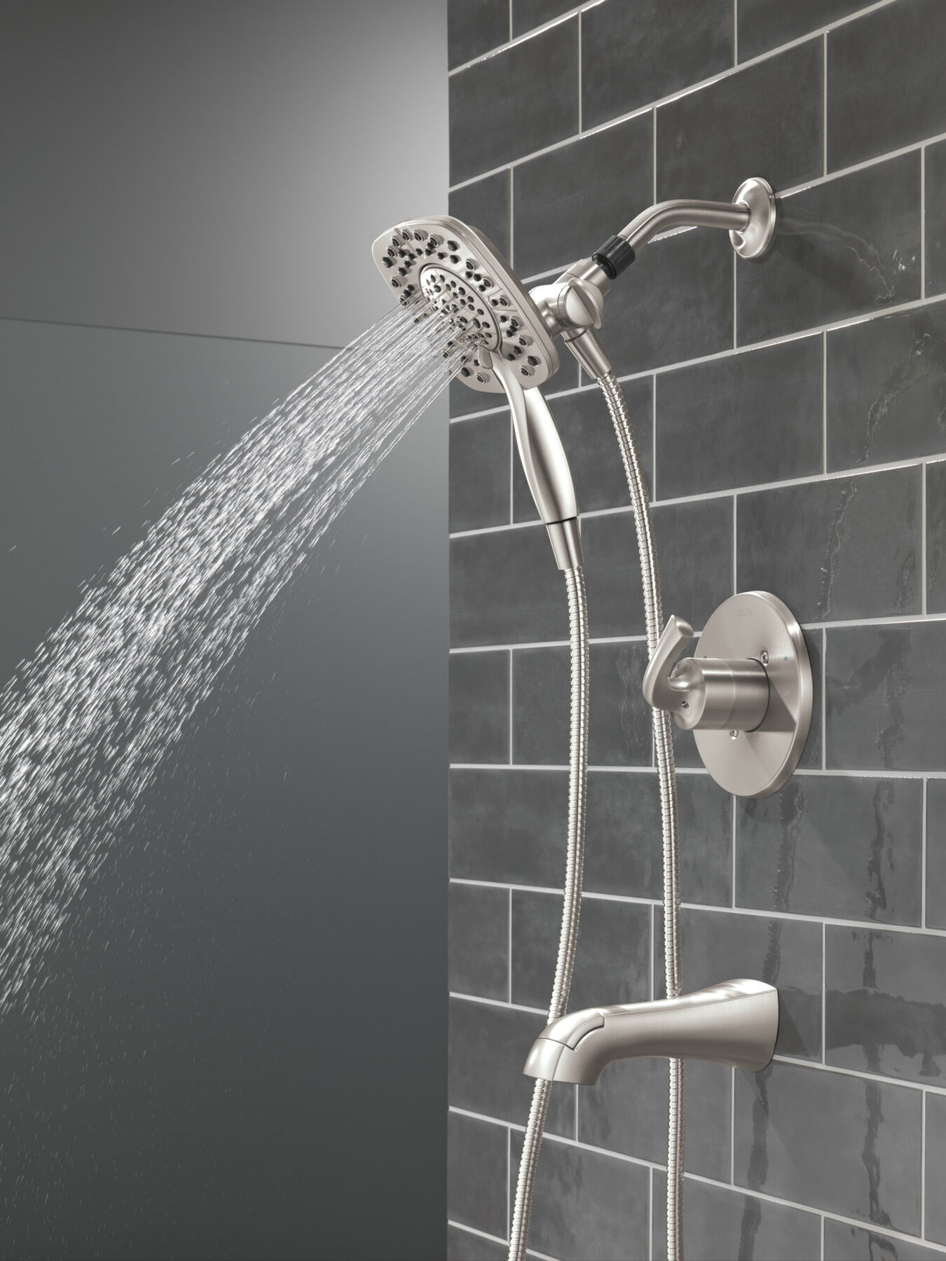 Monitor&reg; 14 Series Tub and Shower