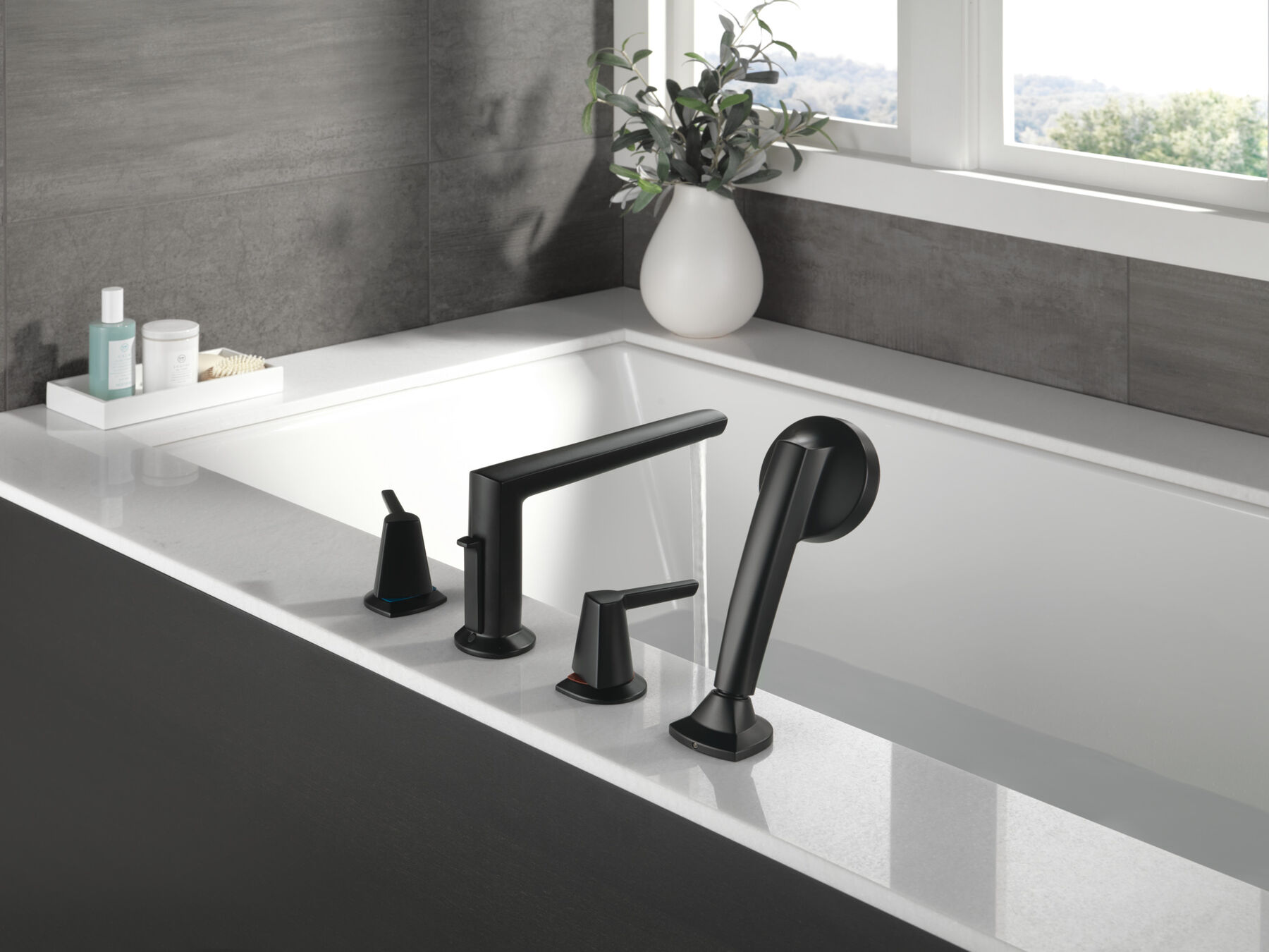 4-Hole Roman Tub Trim with Hand Shower