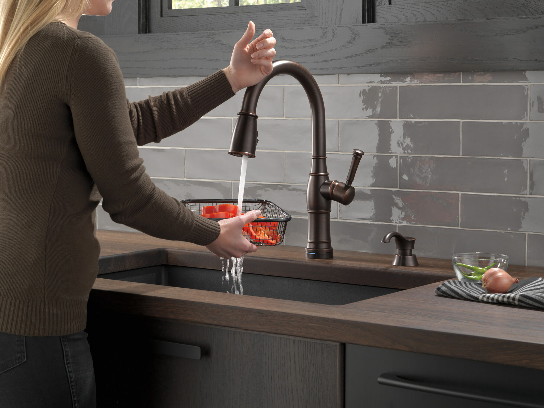 Single Handle Pull-Down Kitchen Faucet with Touch2O Technology and Soap Dispenser