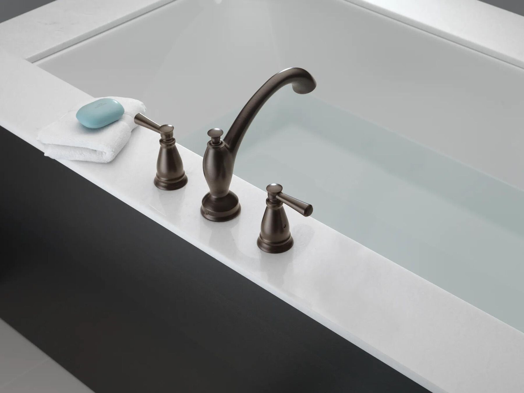 Traditional Roman Tub Trim