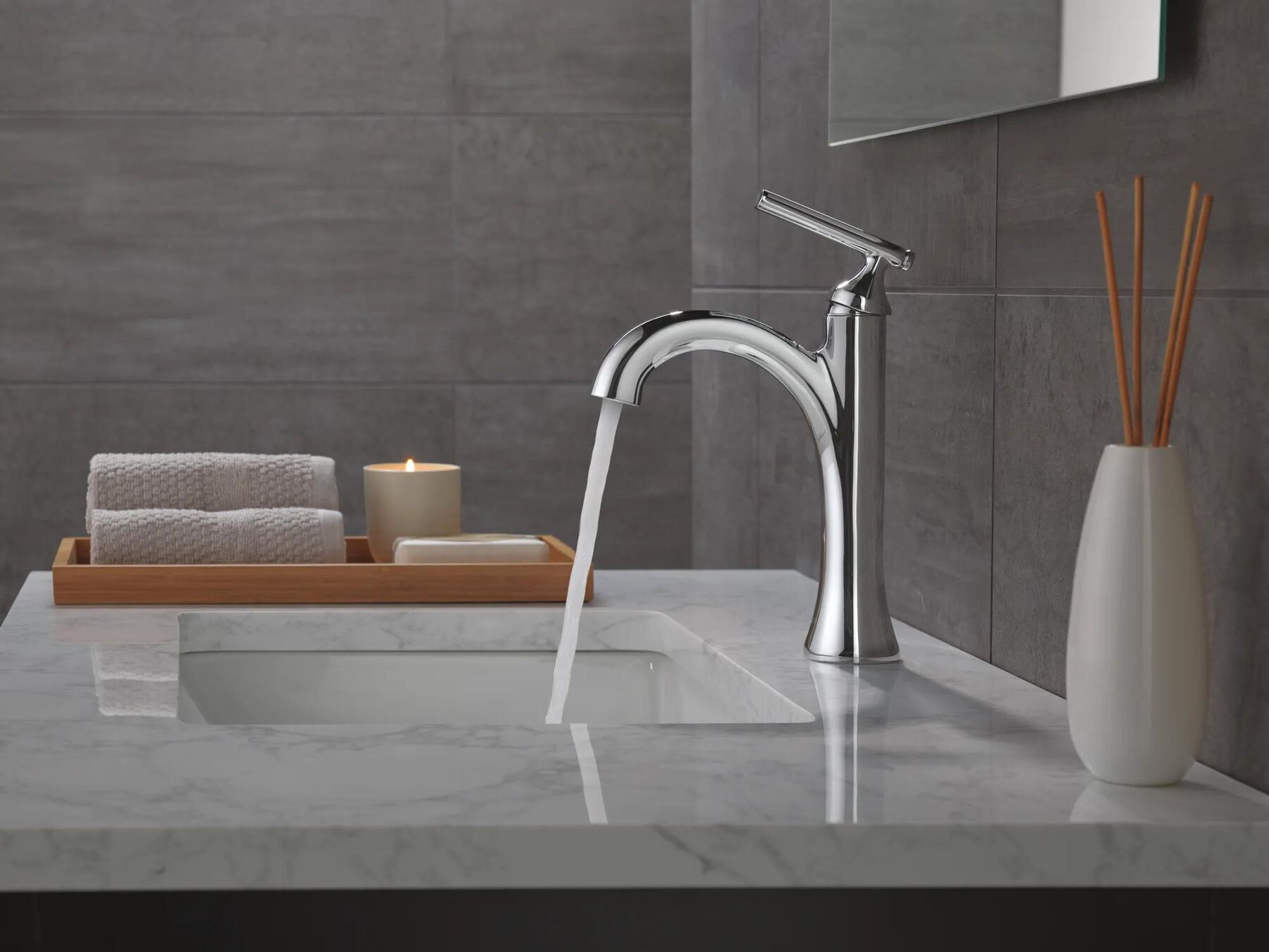 Single Handle Bathroom Faucet