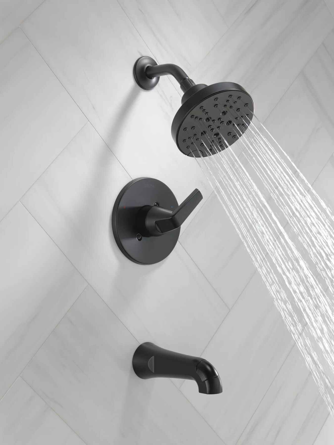 Monitor&reg; 14 Series Tub and Shower (Recertified)