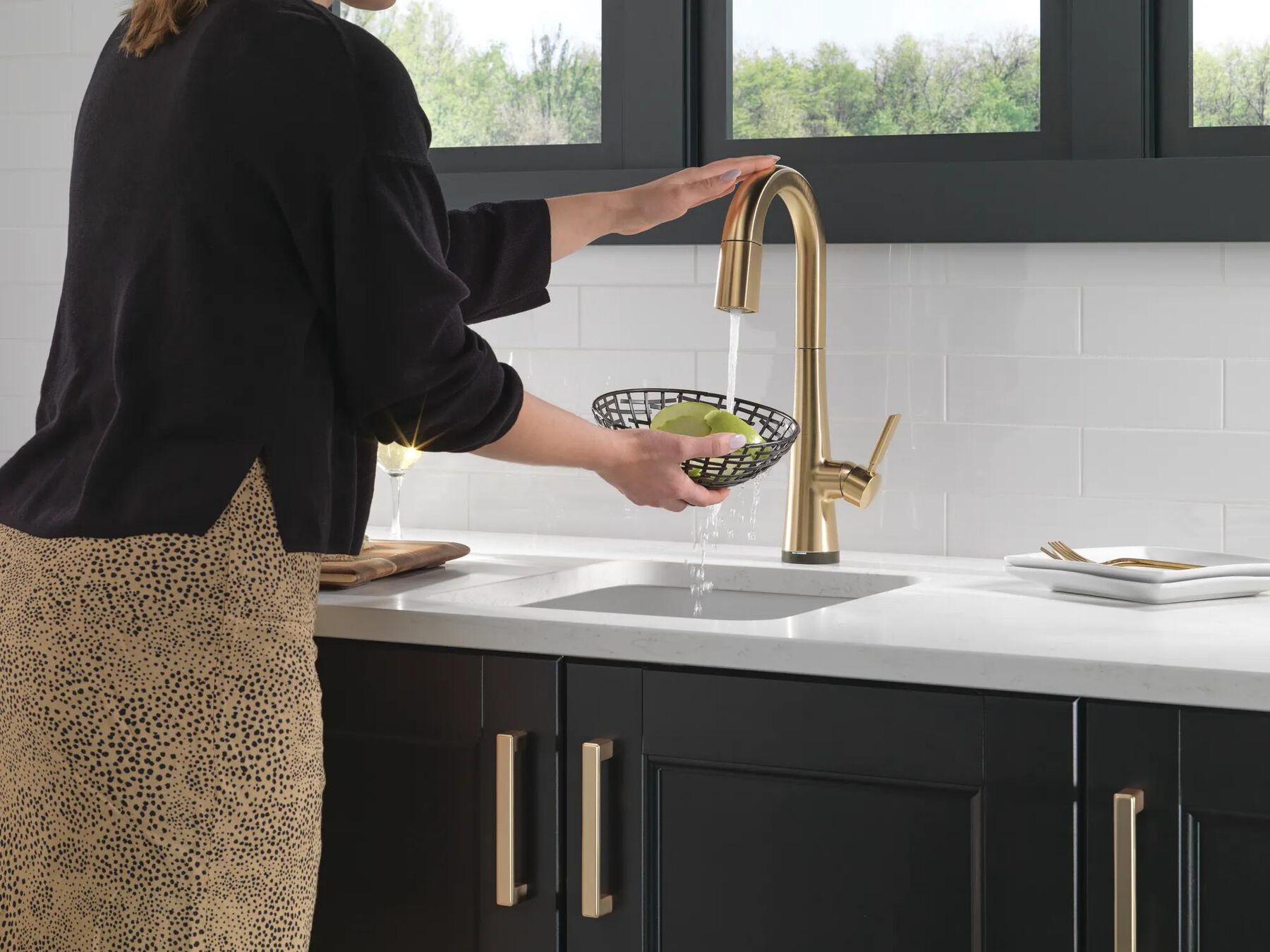 Single Handle Pull-Down Bar/Prep Faucet with Touch<sub>2</sub>O&reg; Technology