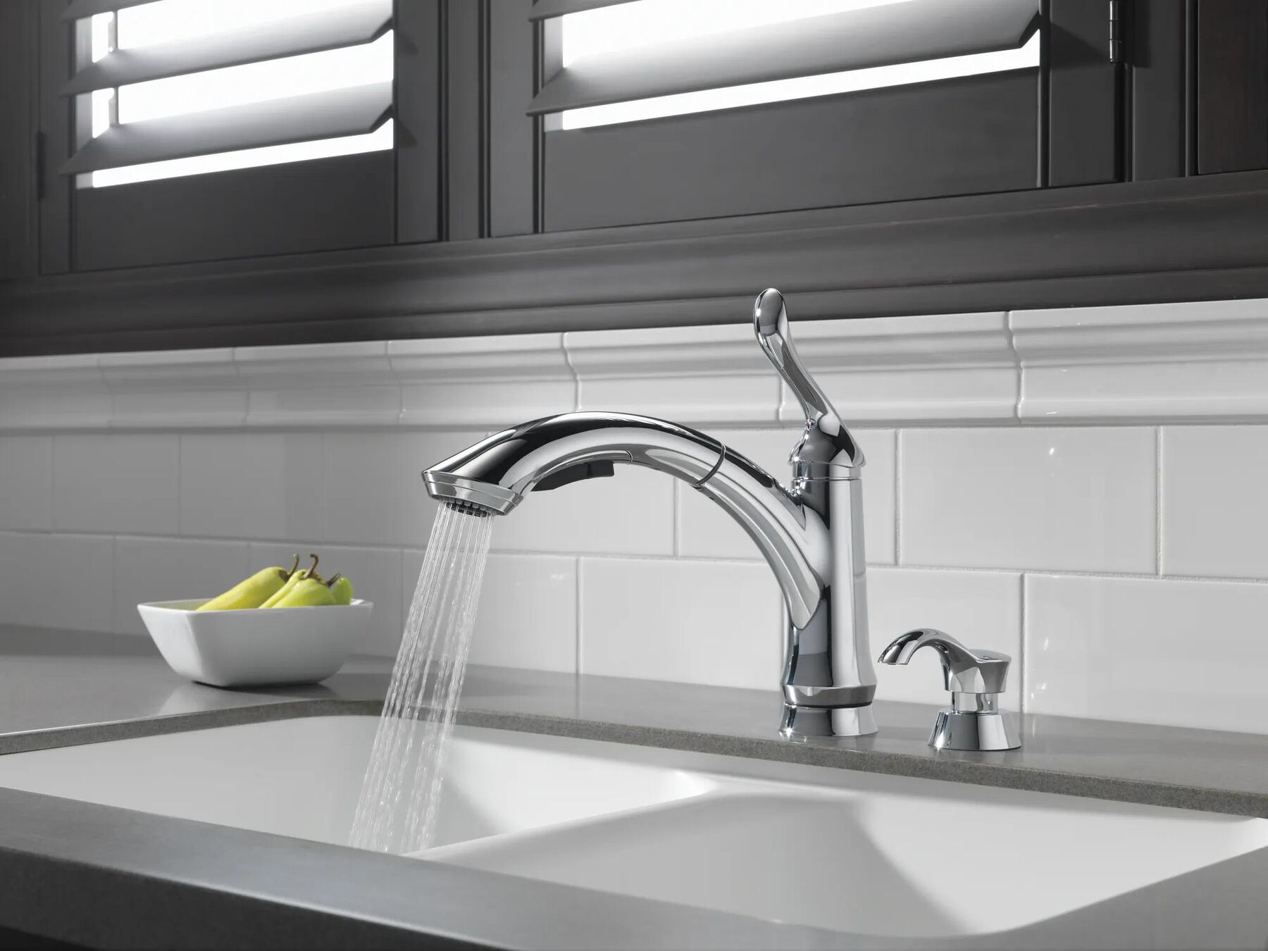 Single Handle Pull-Out Kitchen Faucet with Soap Dispenser