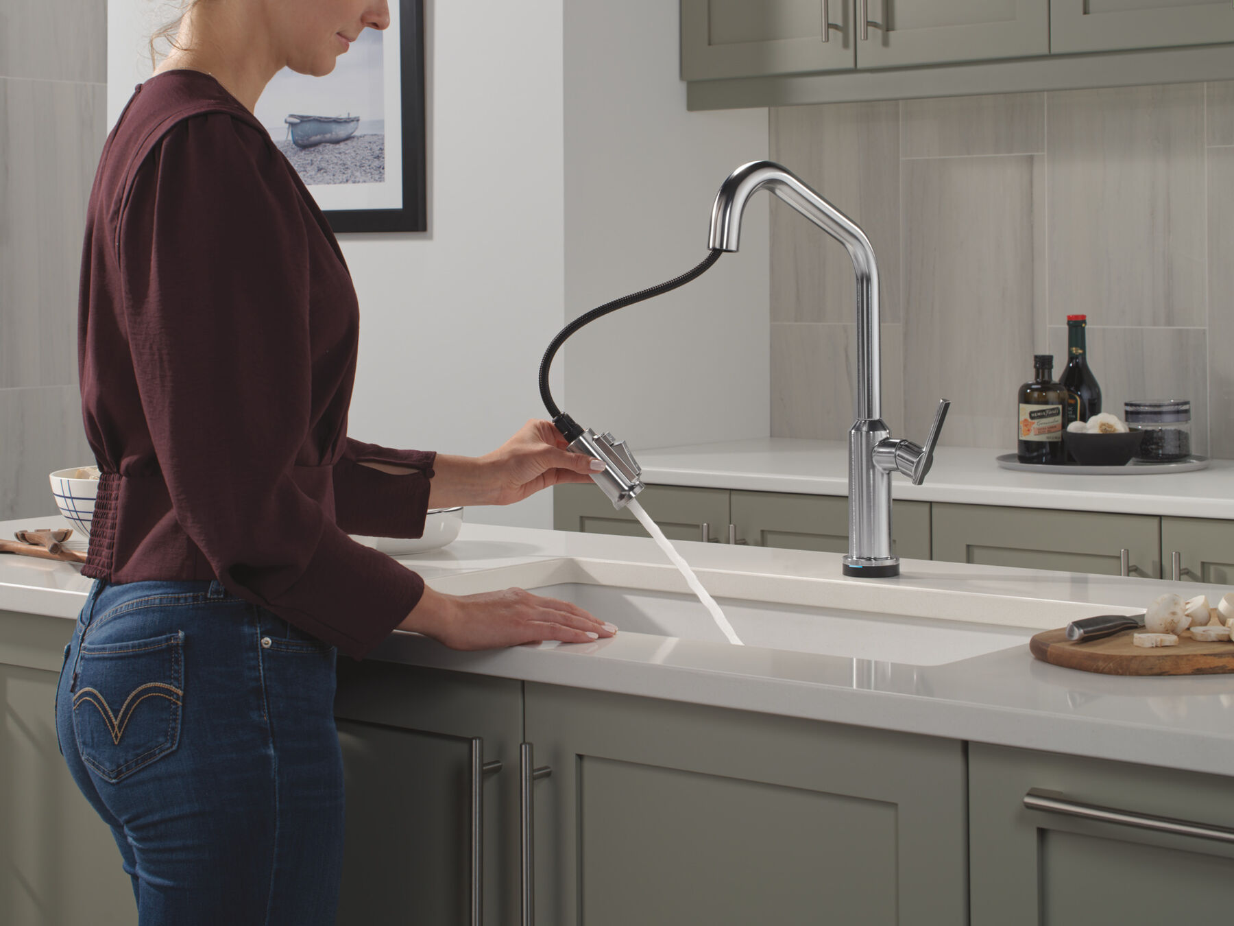 Touch2O&reg; Technology Kitchen Faucet with Touchless Technology