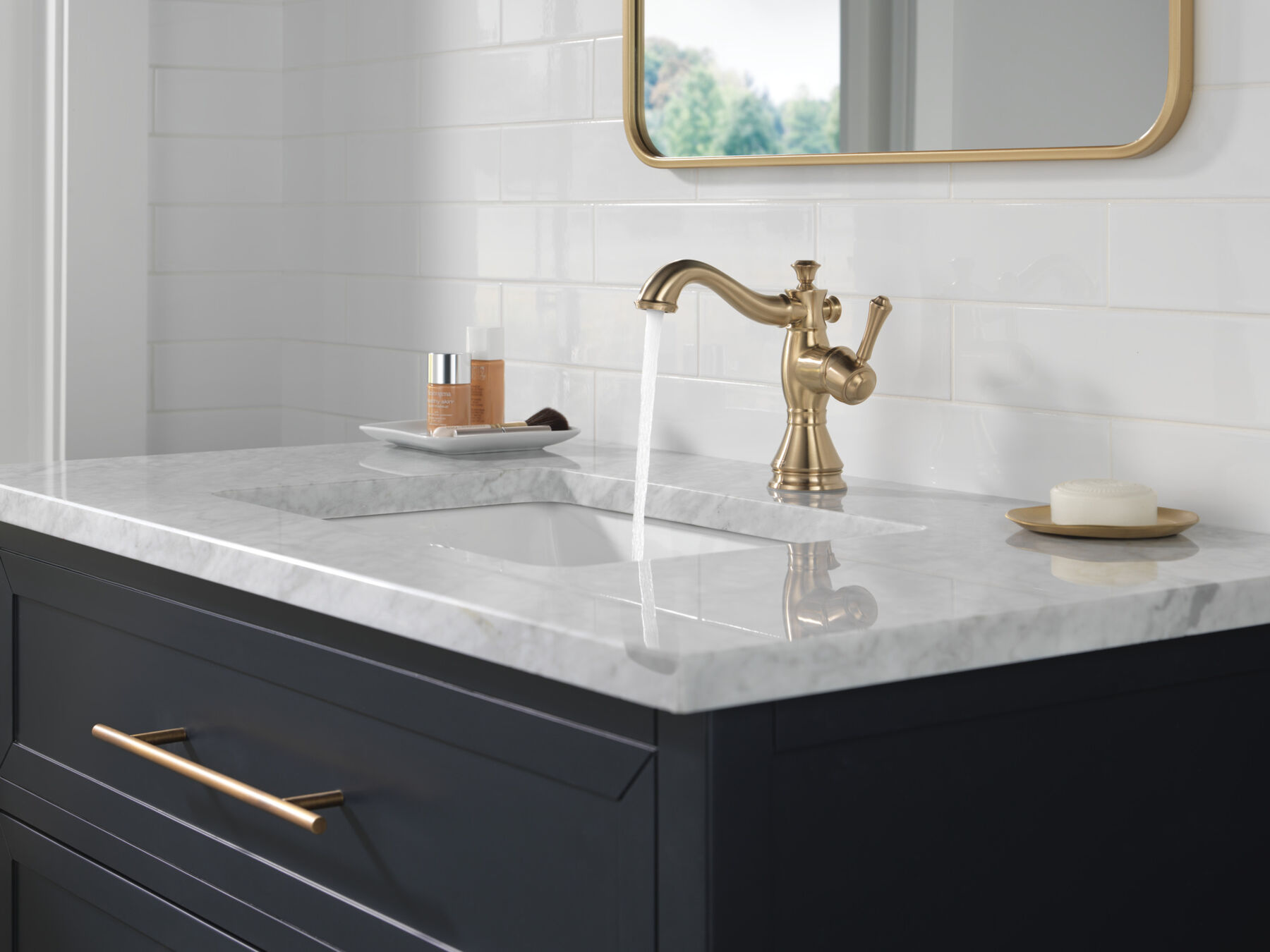 Single Handle Bathroom Faucet