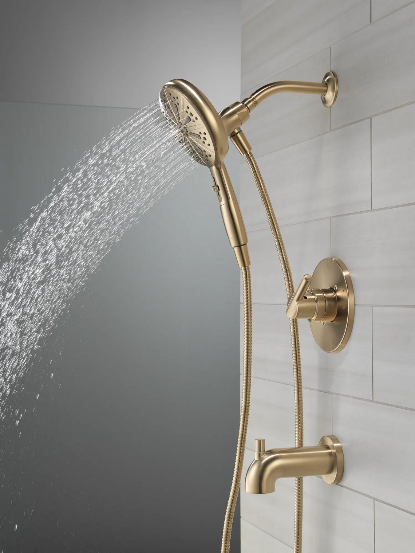 Monitor&reg; 14 Series Tub and Shower with SureDock&reg; Hand Shower