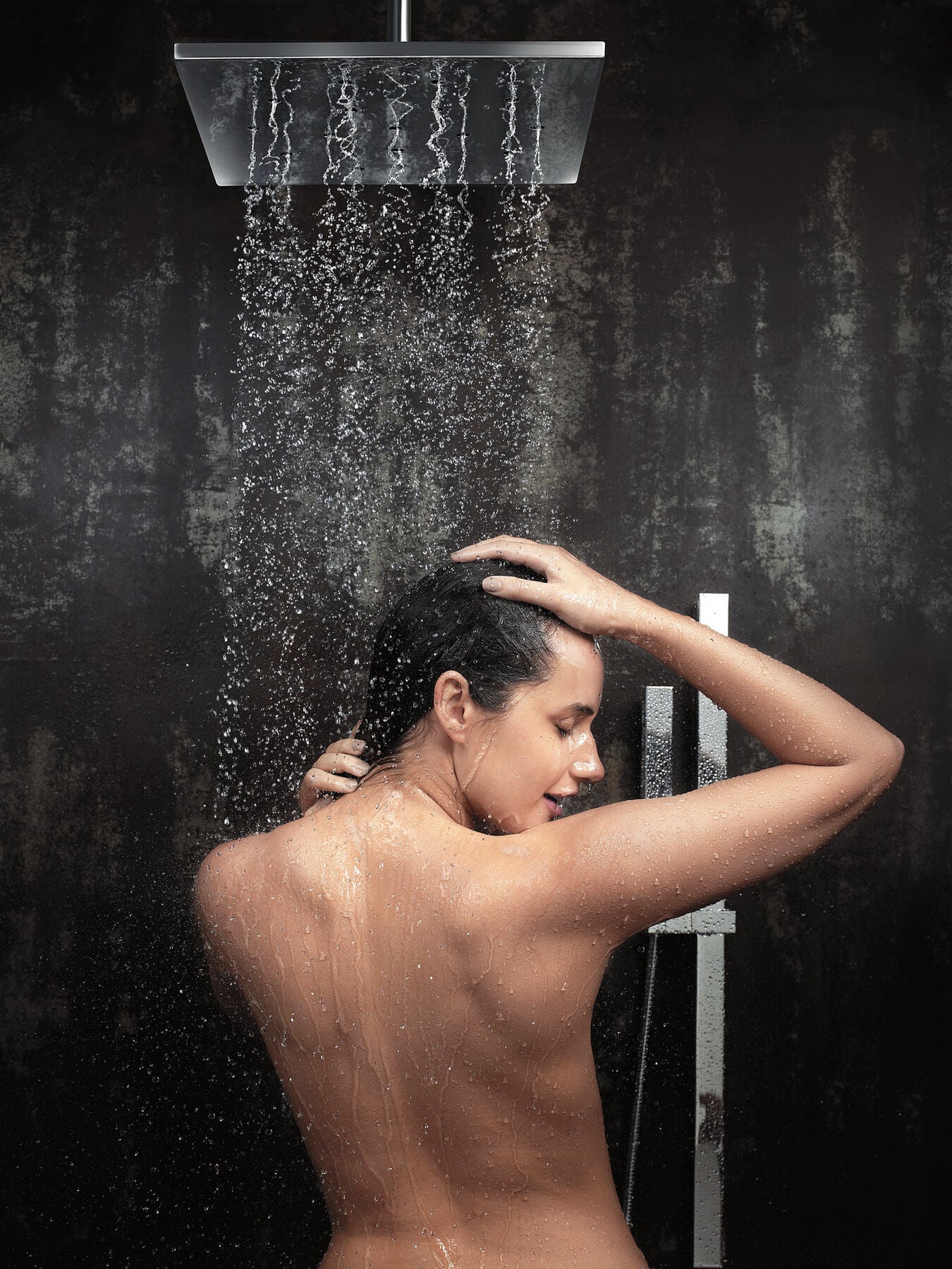 14" Square Showerhead with H<sub>2</sub>Okinetic&reg;  Technology