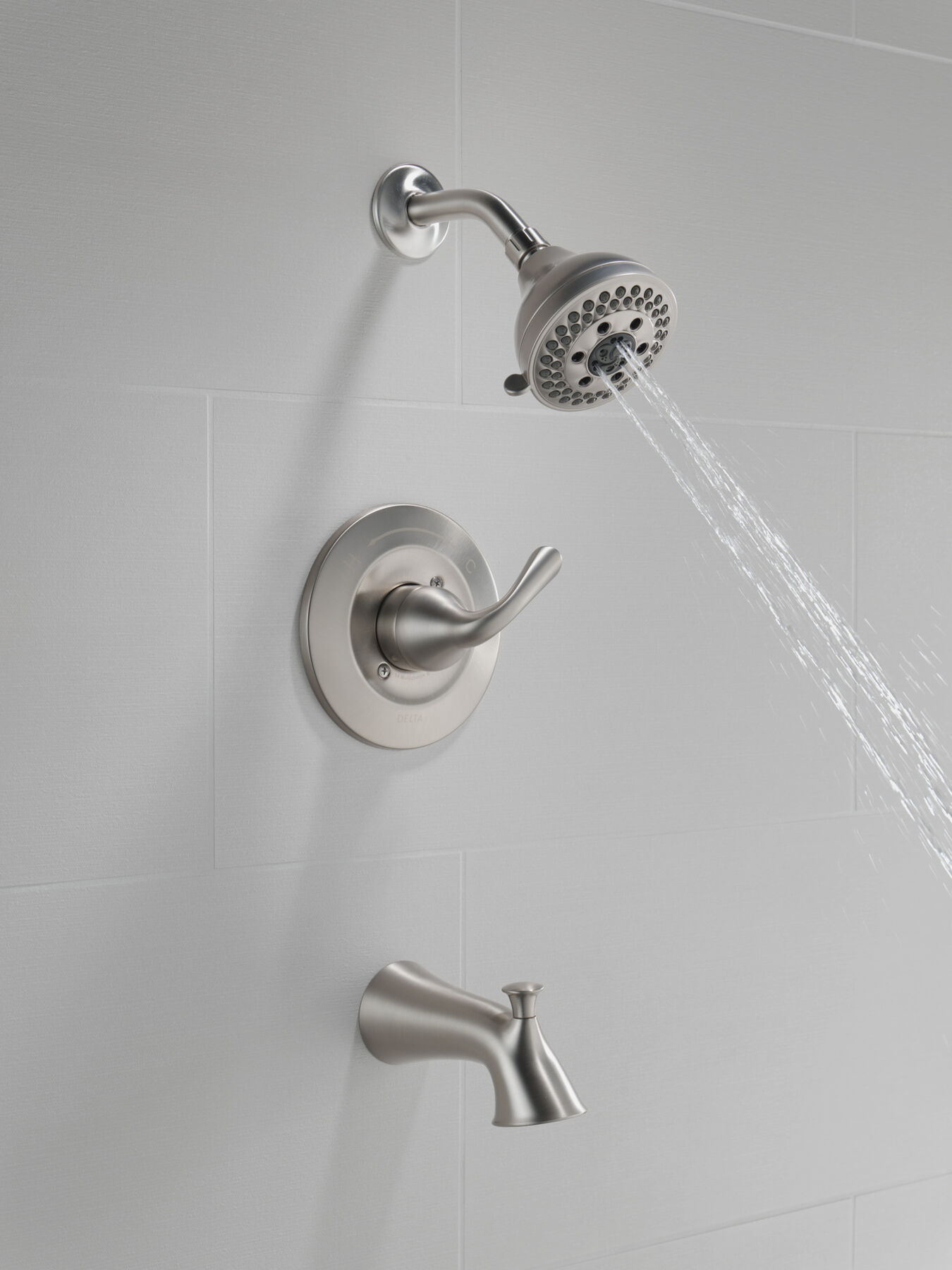 Monitor&reg; 14 Series Tub and Shower