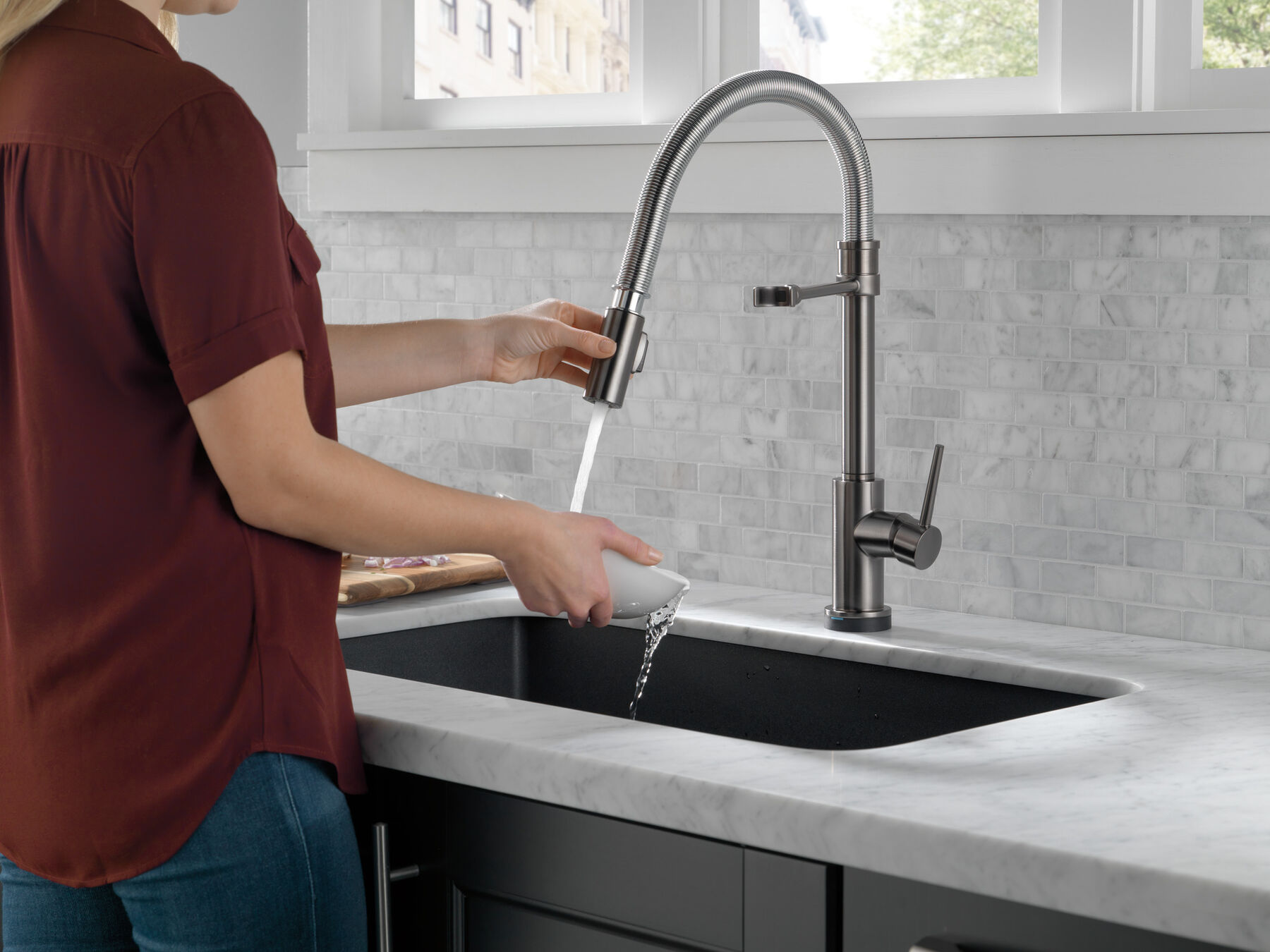 Single-Handle Pull-Down Spring Kitchen Faucet with Touch<sub>2</sub>O&reg; Technology
