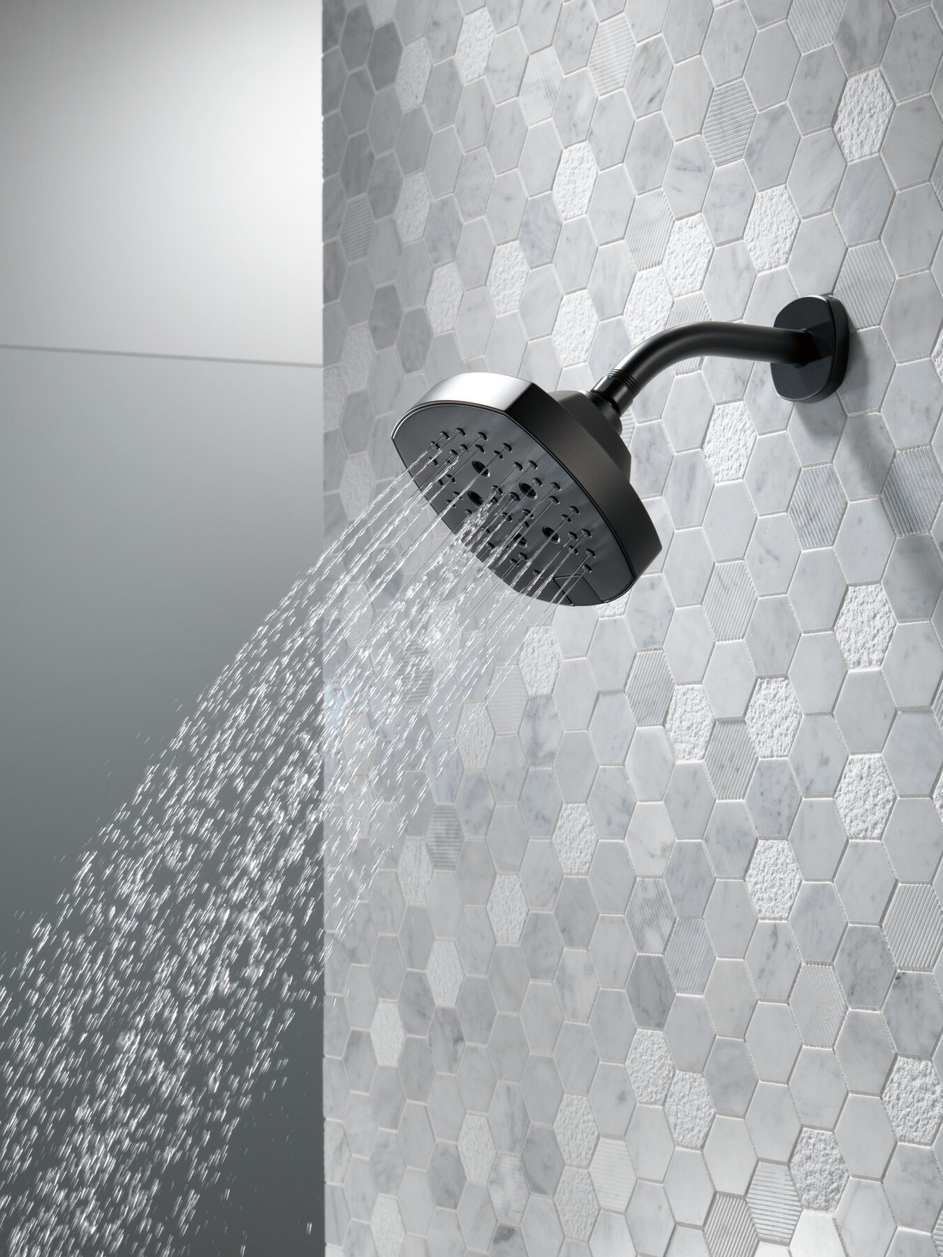 H<sub>2</sub>Okinetic&reg; 5-Setting  Shower Head