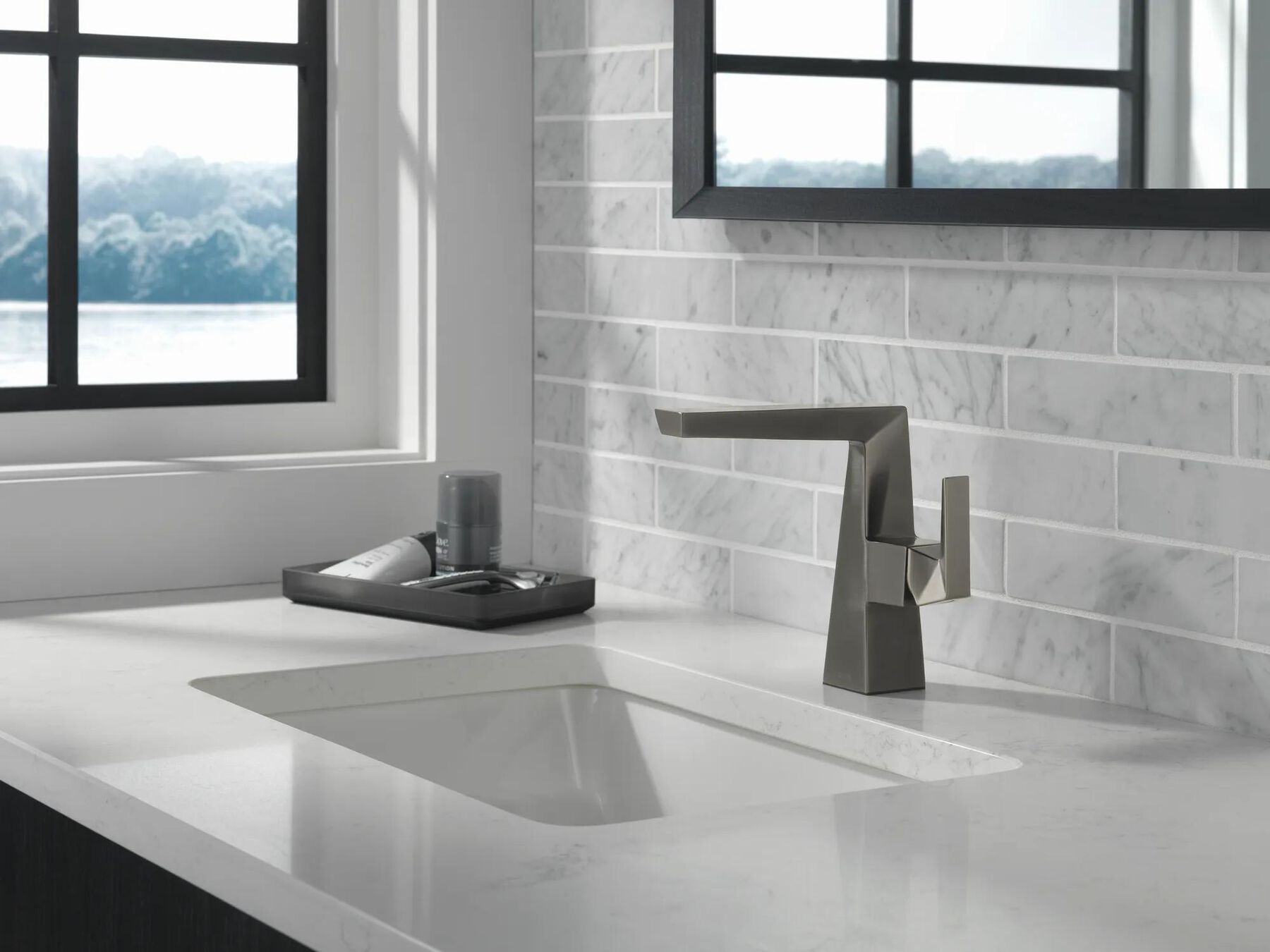 Single Handle Mid-Height Bathroom Faucet