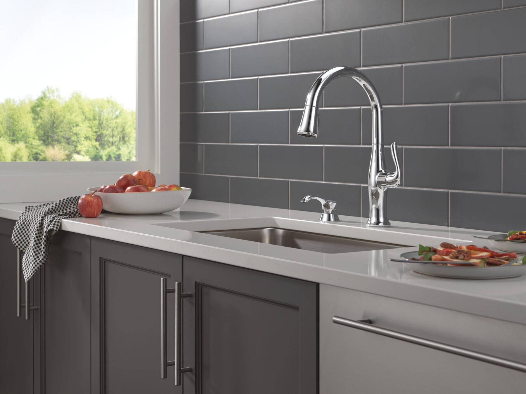 Pull-Down Kitchen 1 Handle with Soap Dispenser Bundle