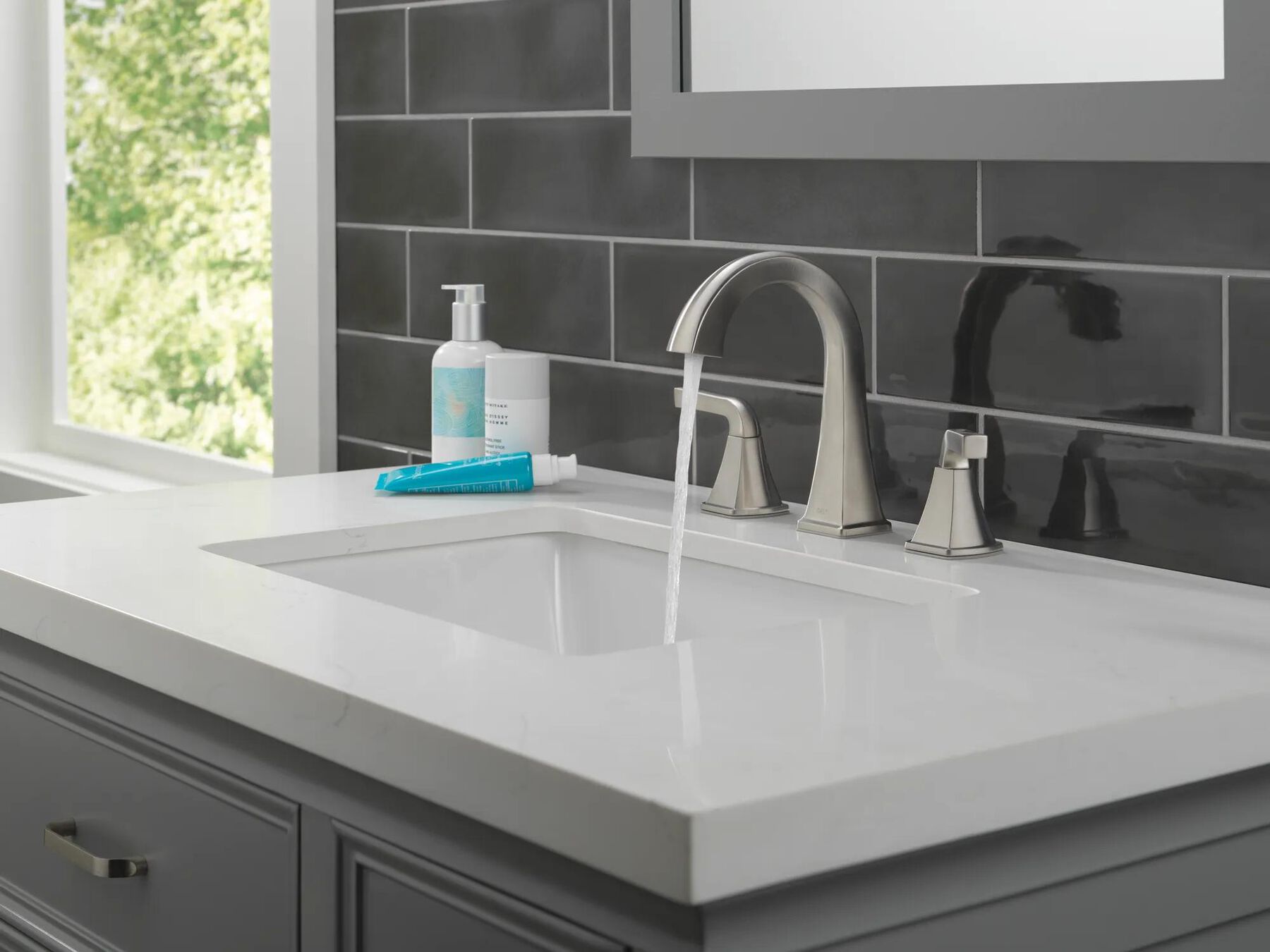 Two Handle Widespread Bathroom Faucet (Recertified)