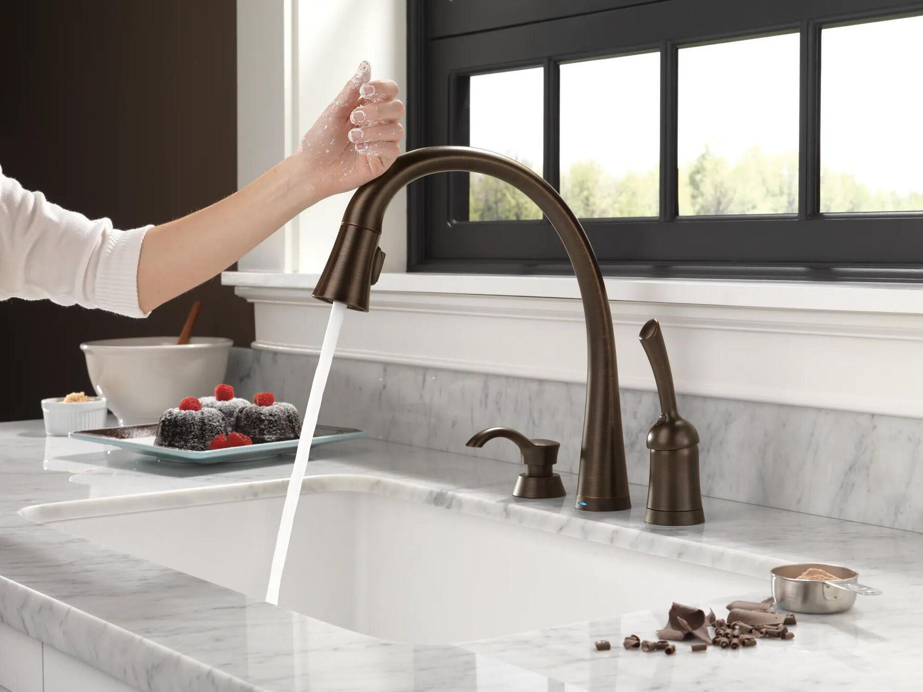 Single Handle Pull-Down Kitchen Faucet with Touch2O&reg; Technology and Soap Dispenser