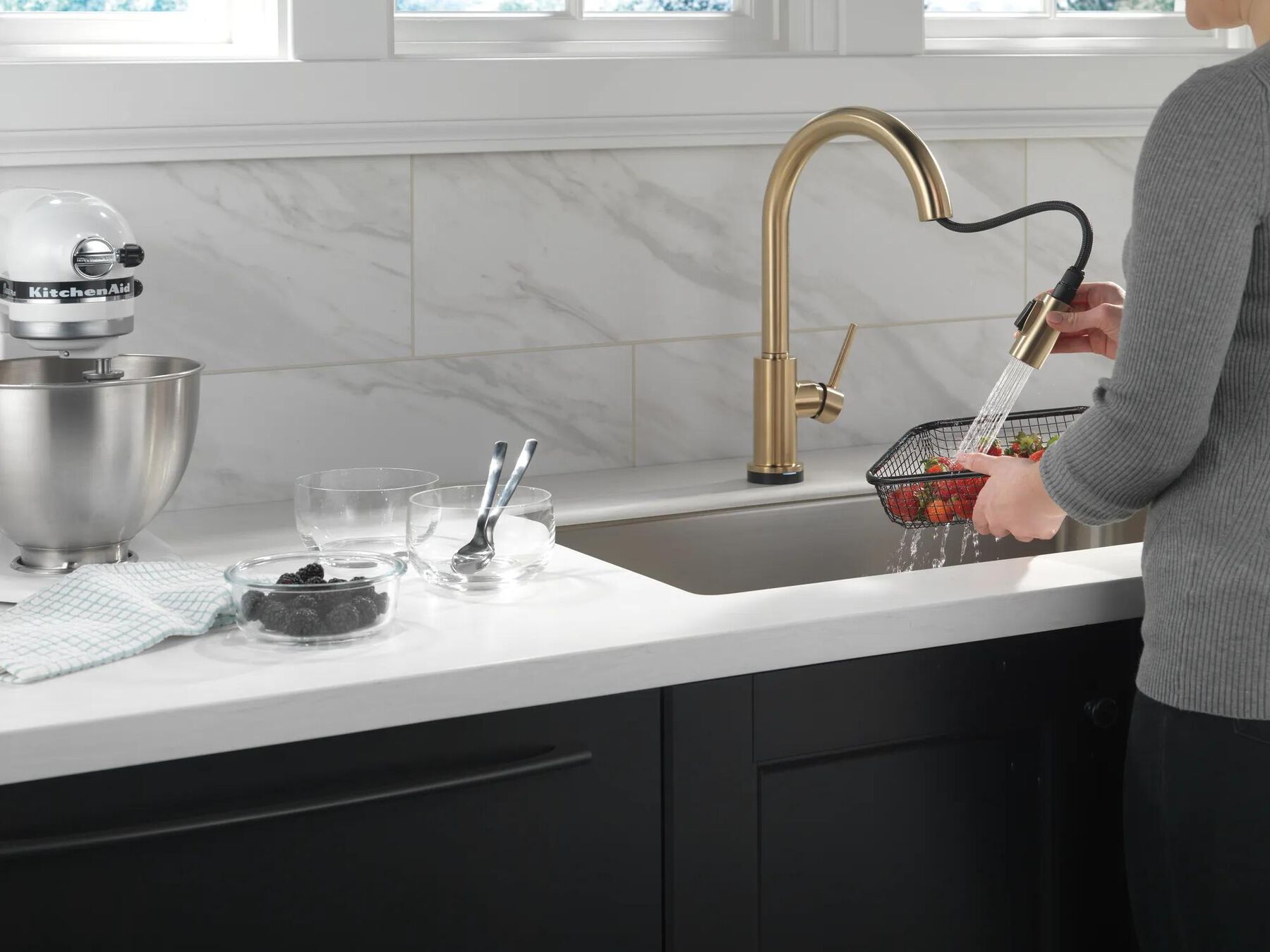 VoiceIQ&reg; Single-Handle Pull-Down Kitchen Faucet with Touch<sub>2</sub>O&reg; Technology (Recertified)