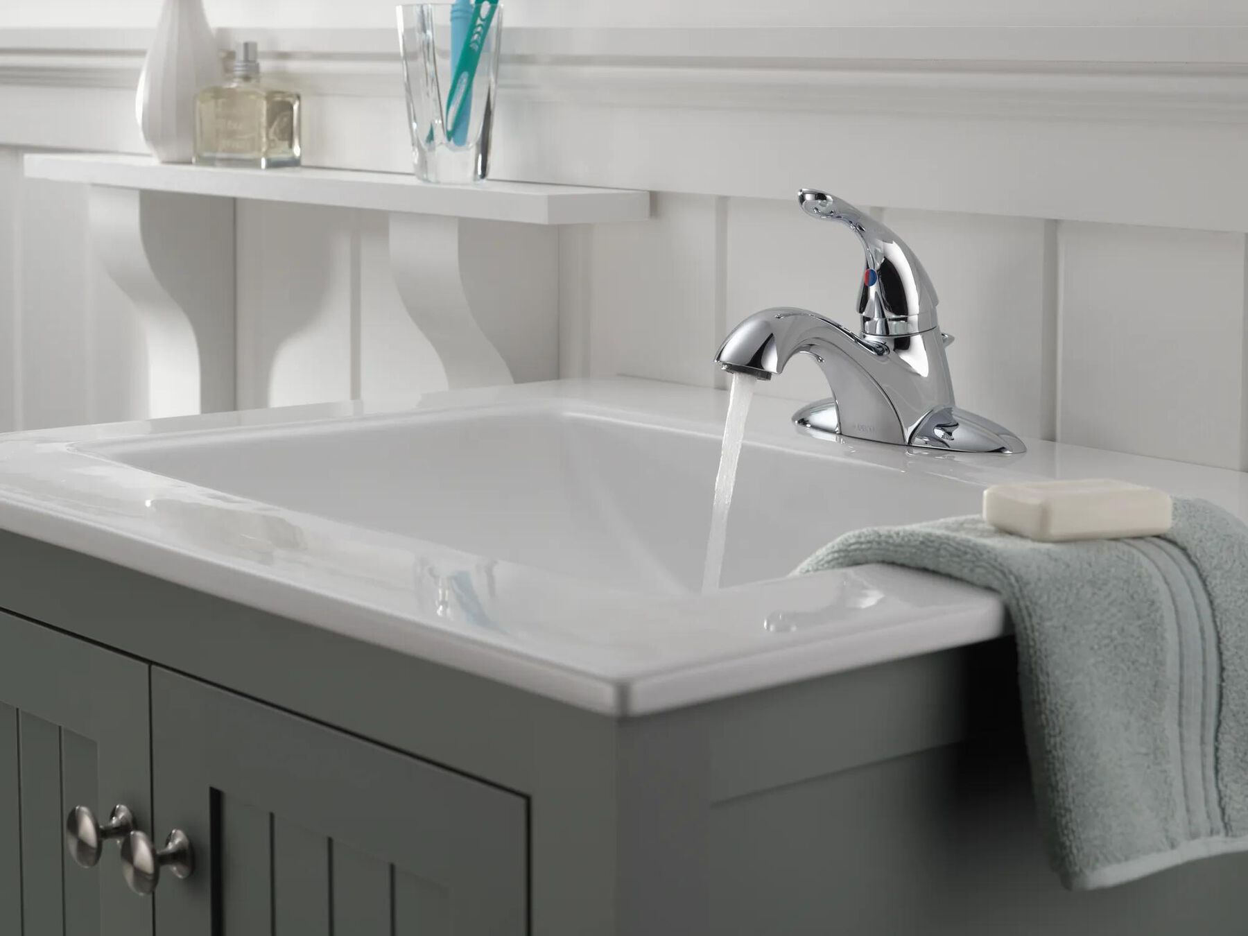 Single Handle Centerset Bathroom Faucet (Recertified)