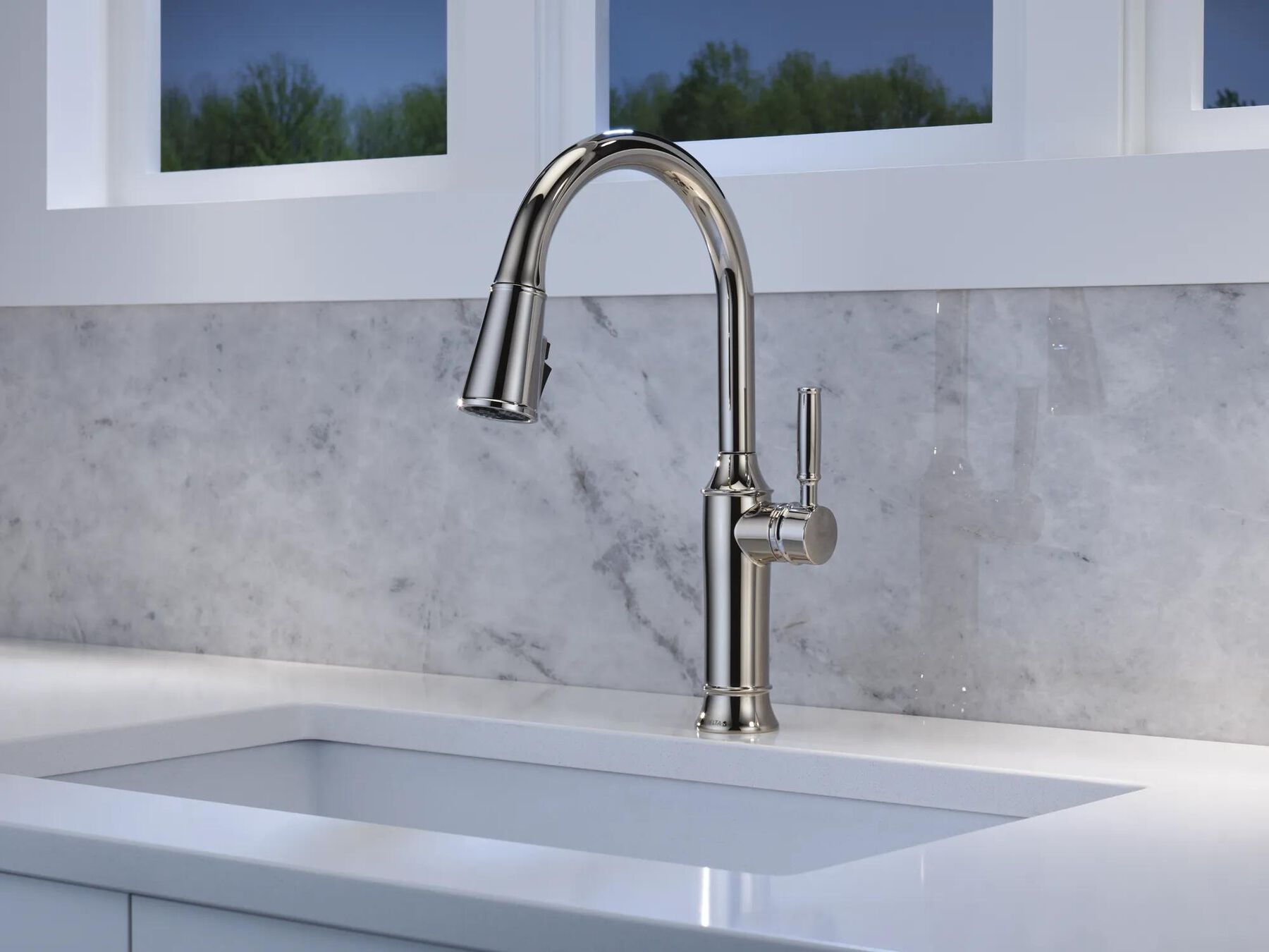 Single Handle Pull-Down Kitchen Faucet