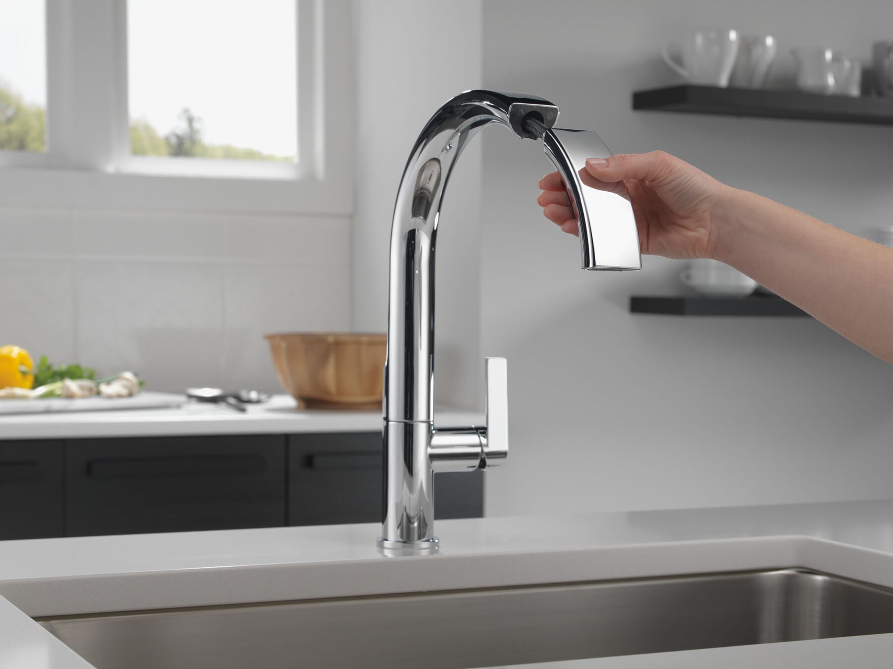 Single-Handle Pull-Down Kitchen Faucet